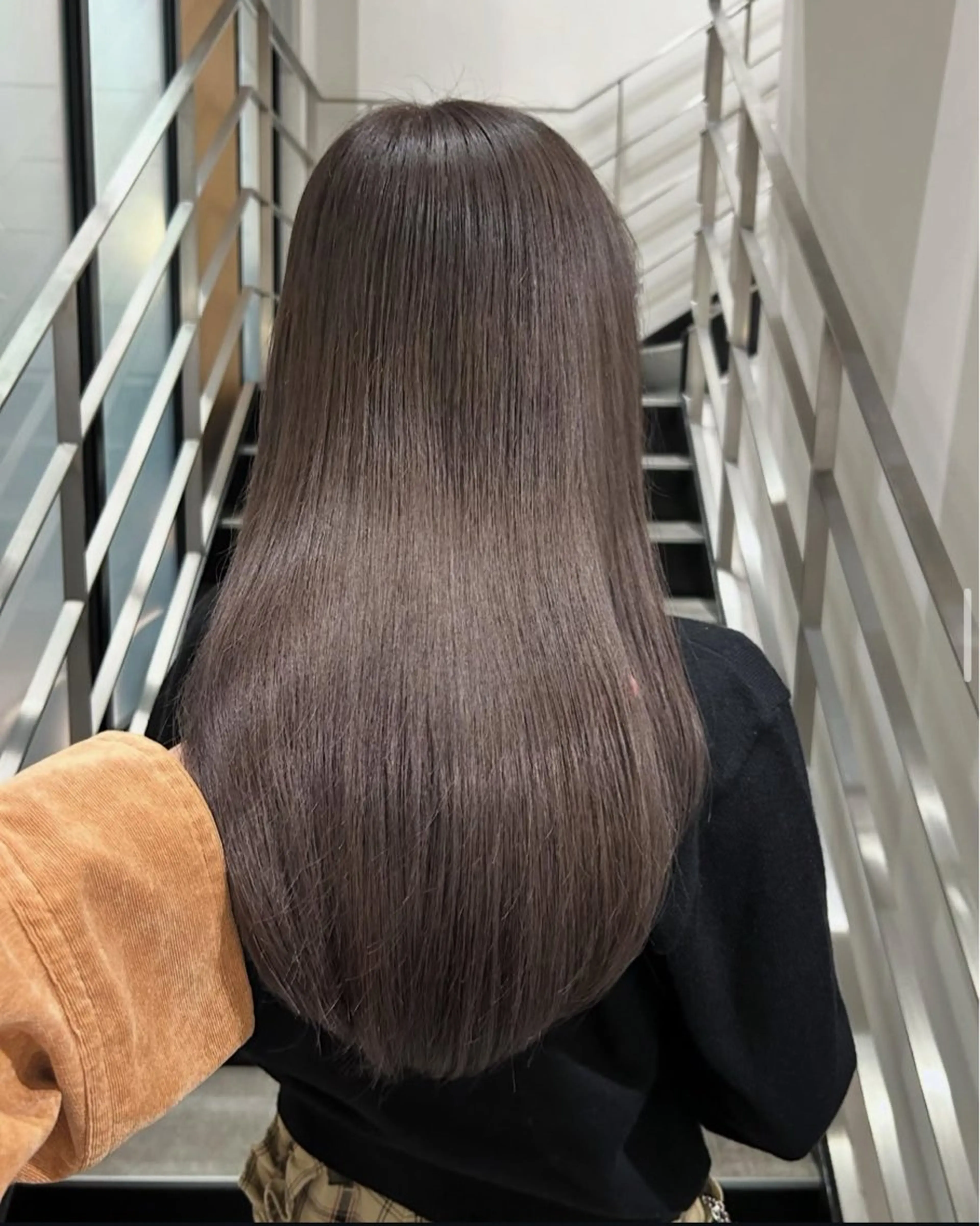 ロング カラー パーマ ヘアアレンジ キッズ グレージュ カット ヘアカラー stylist 🌸 kana.のヘアスタイル