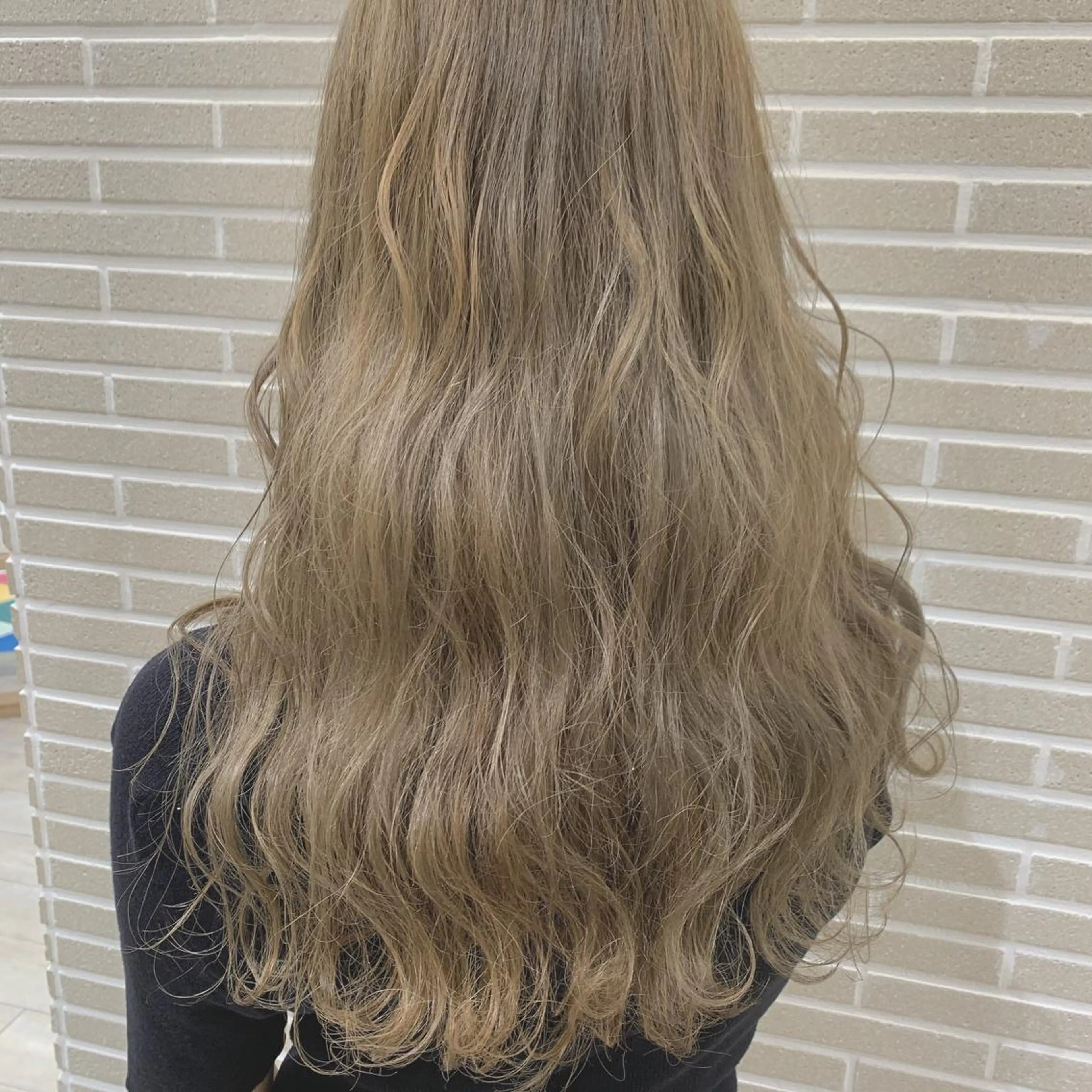 ロング カット ヘアカラー トリートメント 潟上 菜摘のヘアスタイル