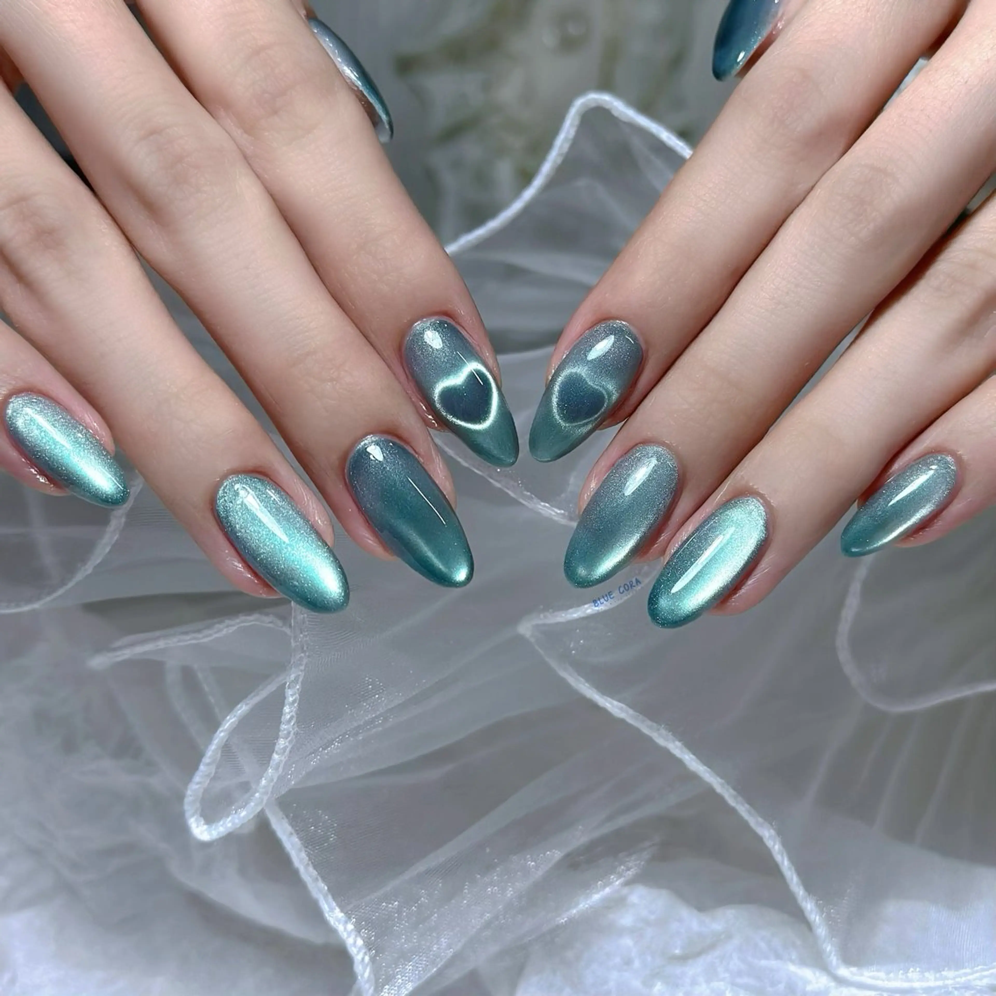 ネイル ハンドネイル ハンドケア BLUE CORAのネイルデザイン
