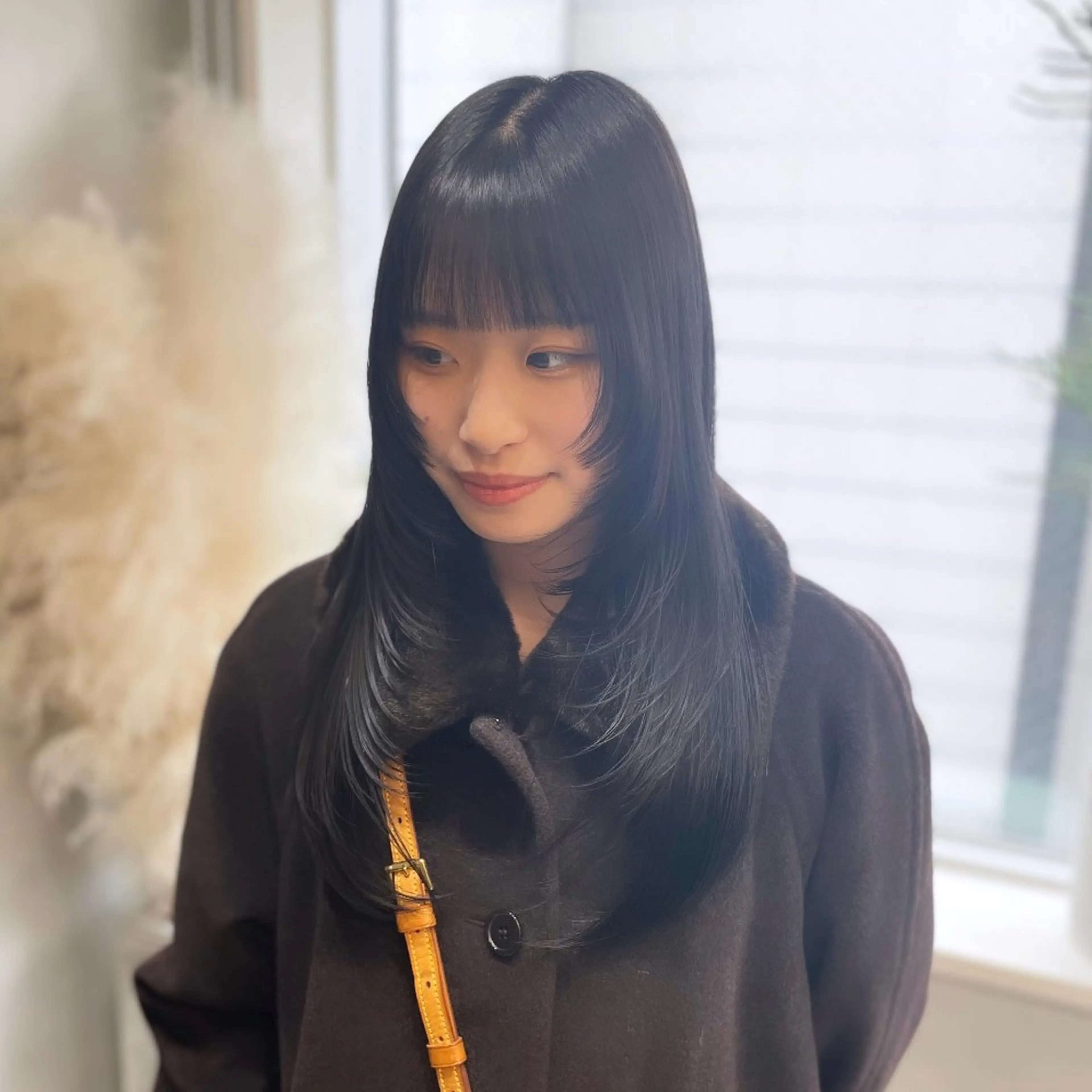 ロング カラー 黒髪 顔周りカット ハイレイヤー レイヤーカット カット ヘアカラー Rui/透明感カラー 暖色/レイヤーカットのヘアスタイル