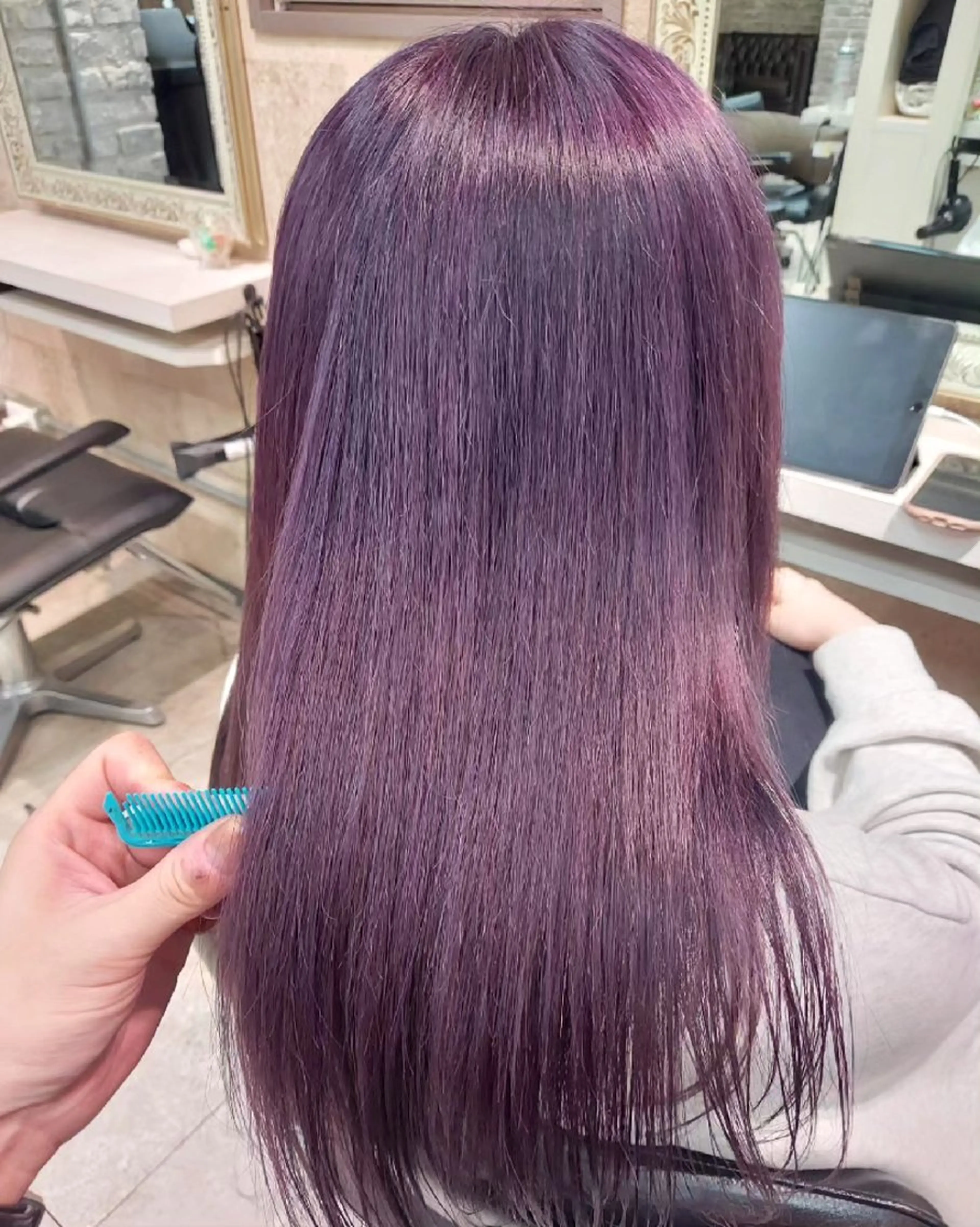 ロング カラー ディープパープル パープルカラー ヘアカラー トリートメント ブリーチ・ハイトーン 特化🎉内山のヘアスタイル
