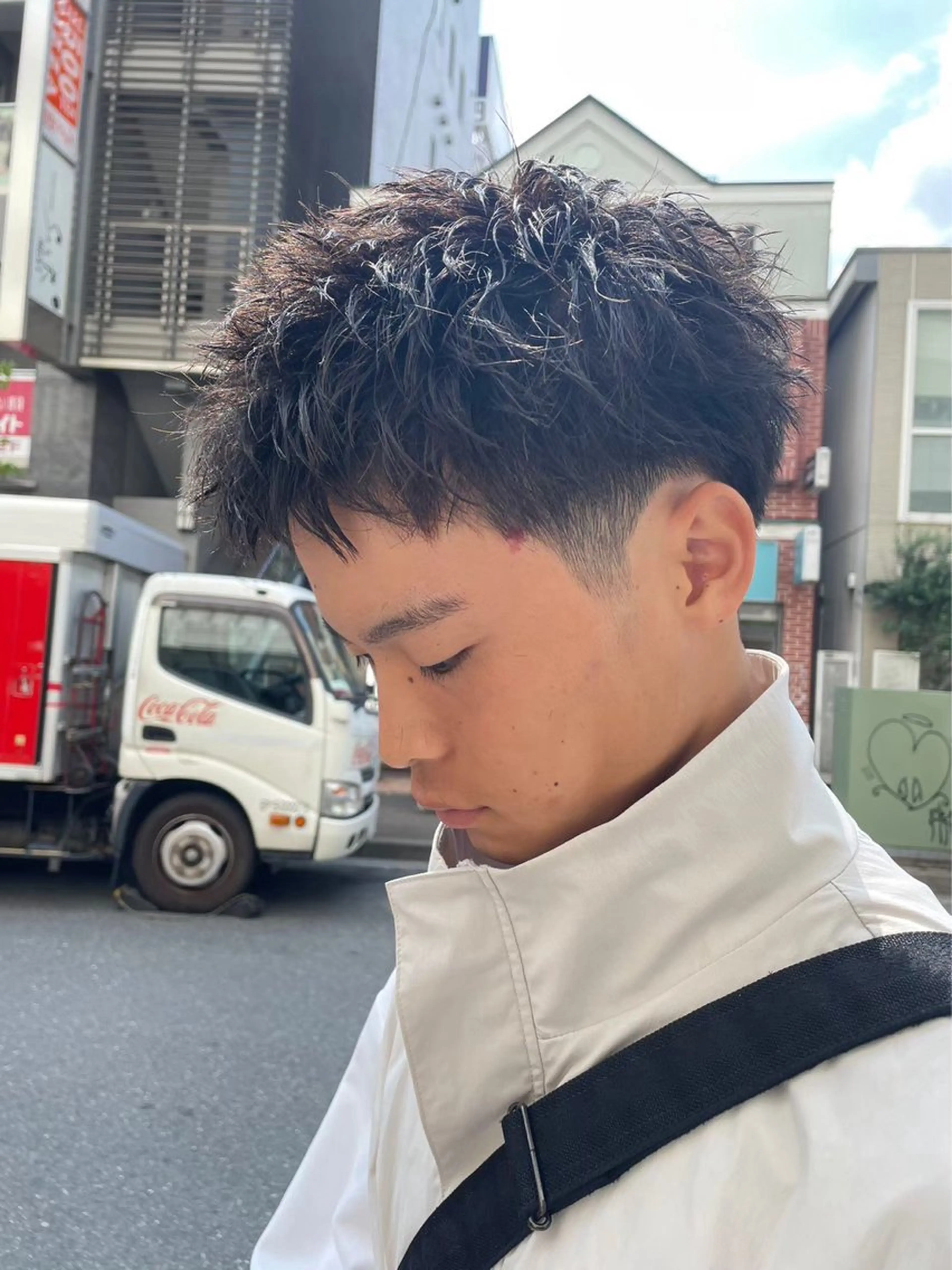 メンズ👦🏻短髪スタイルの写真