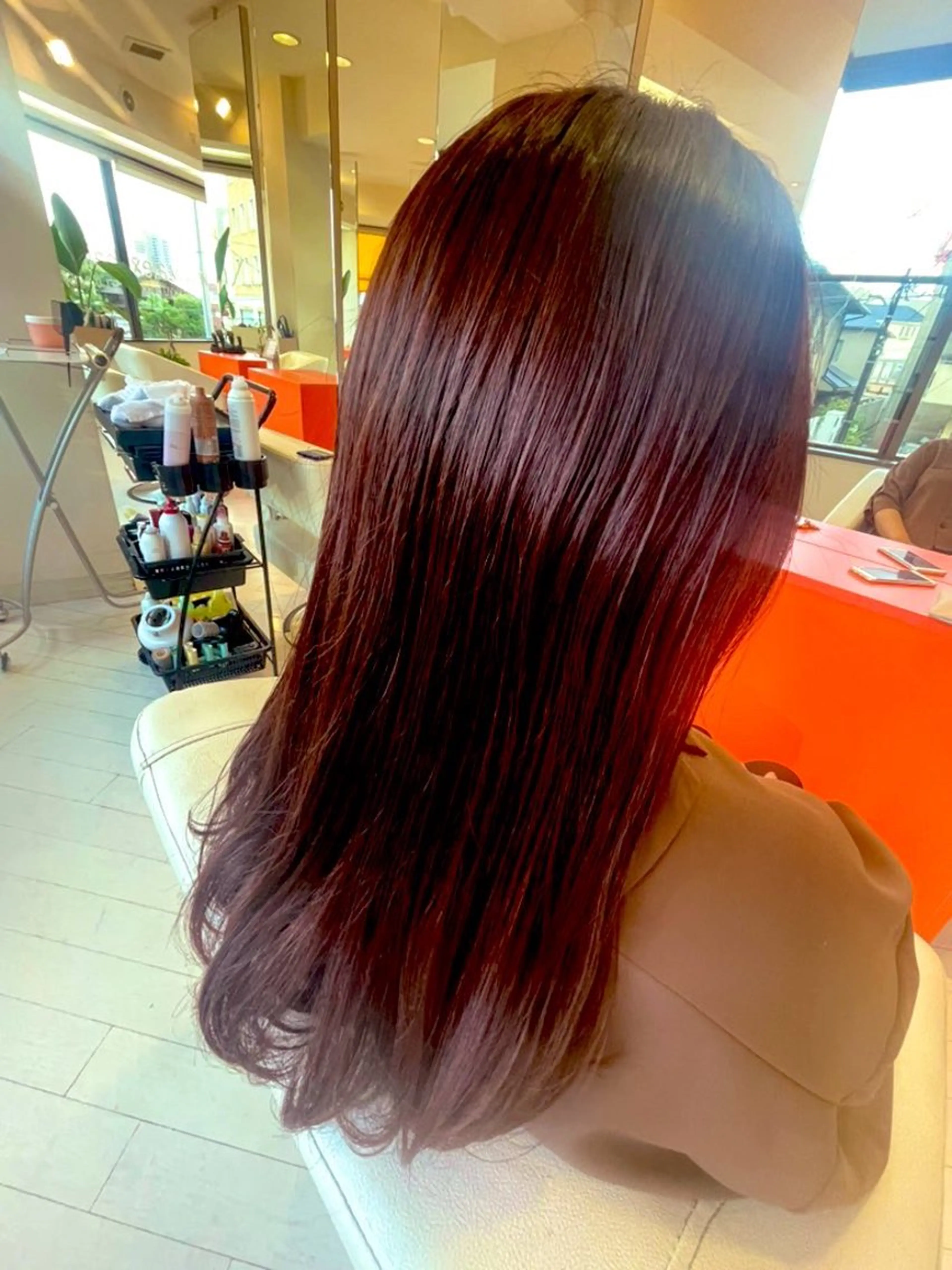 ロング カラー レッドカラー バイオレットカラー ロング 前さこ 結衣のヘアスタイル