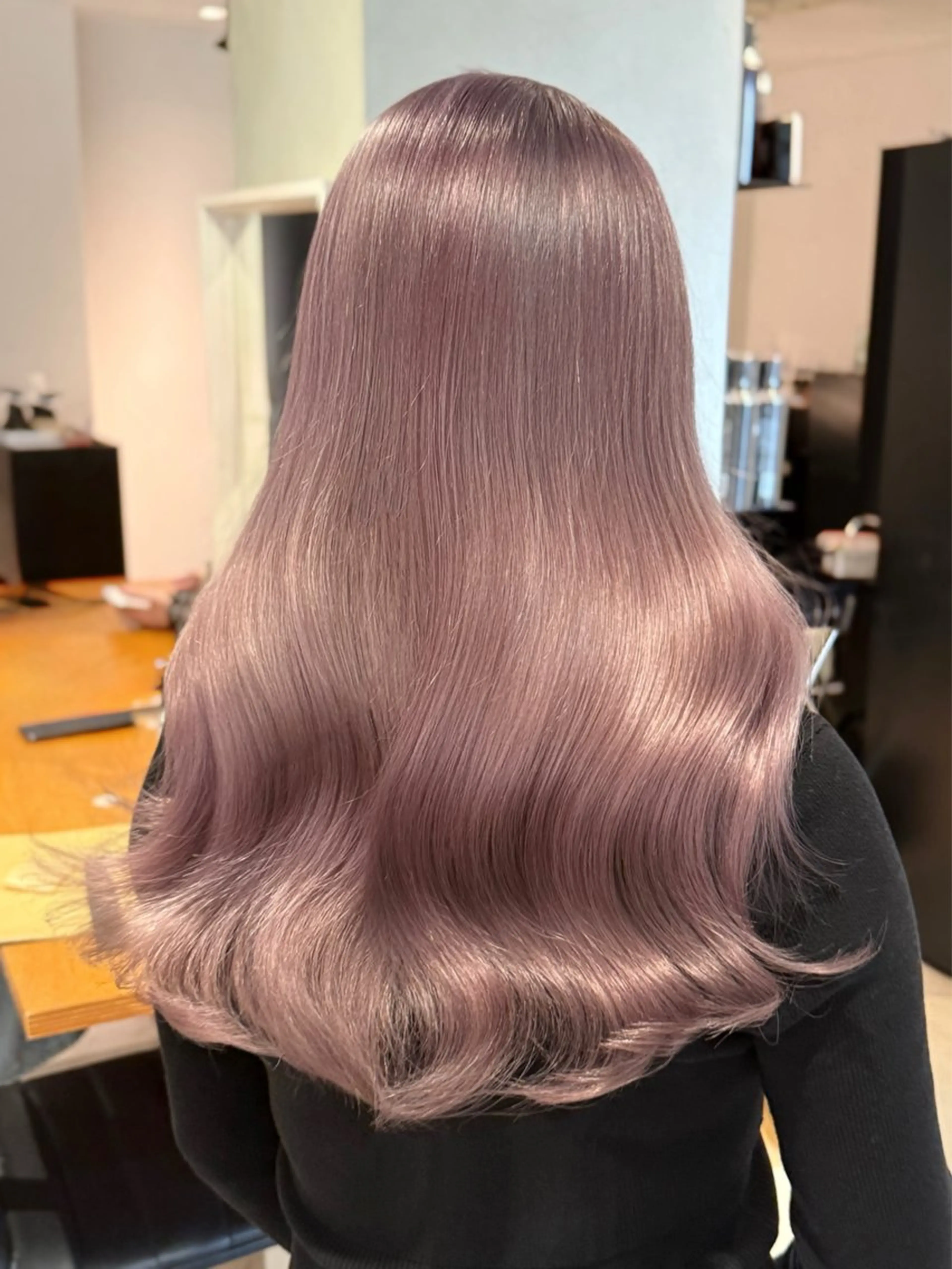 ロング ROIS 表参道所属・ハイトーン🫧艶髪 MAIKAのヘアスタイル