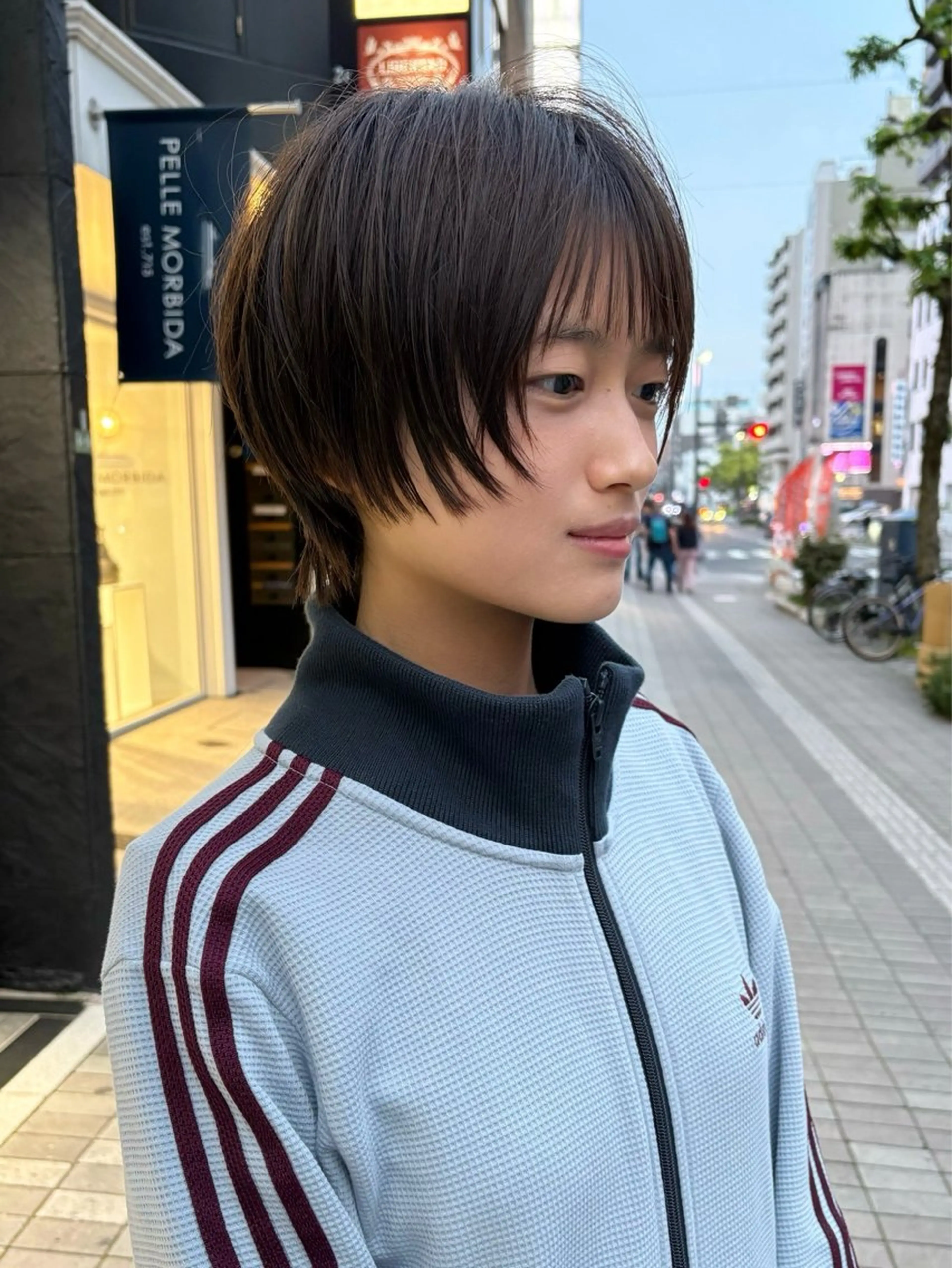 ショート カット SALOWIN(サロウィン)広島並木通り所属・【ショート／レイヤー 】kotaroのヘアスタイル