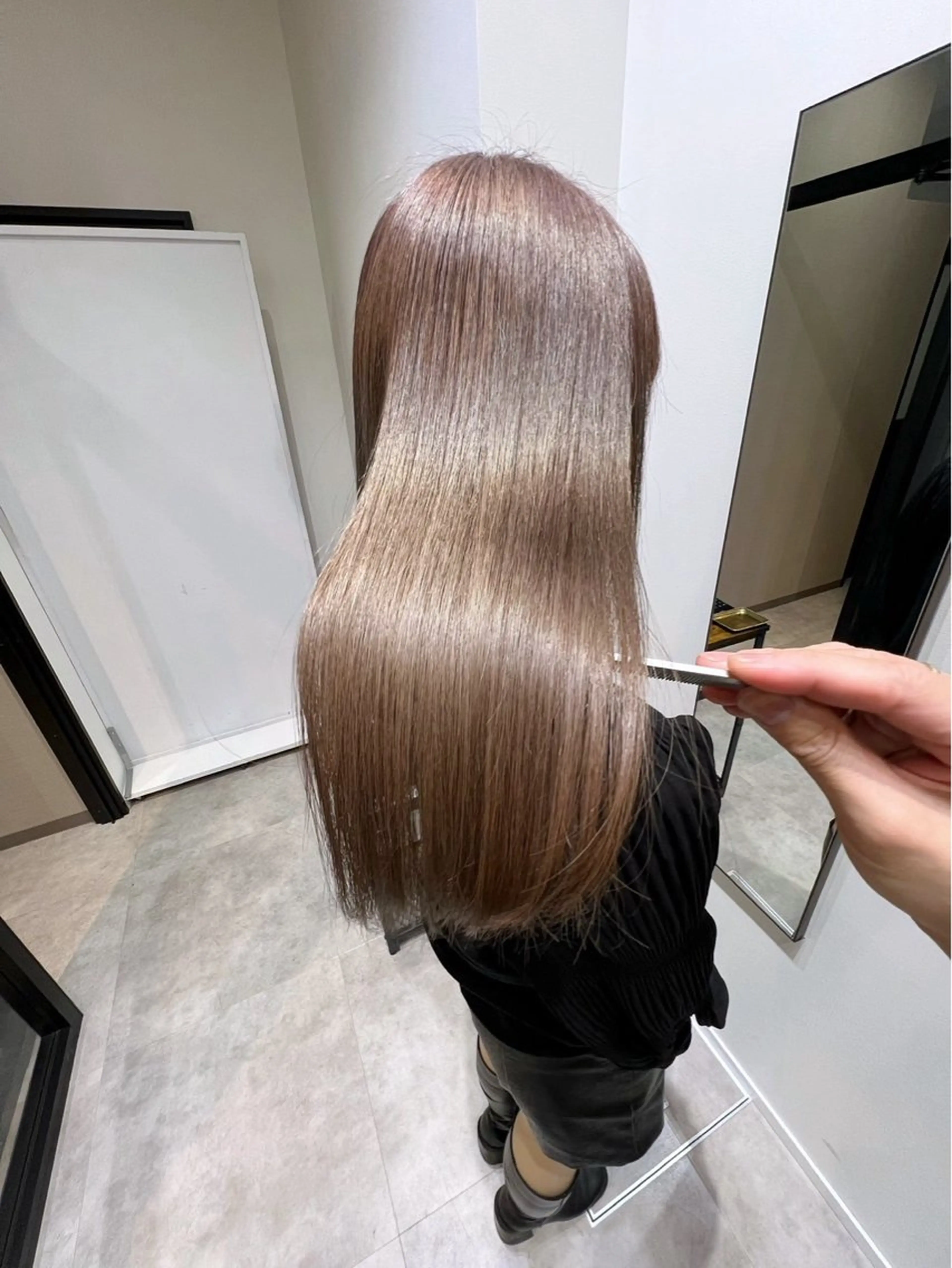 ロング 柔らかオリーブ🌿 HIMARI🌻のヘアスタイル