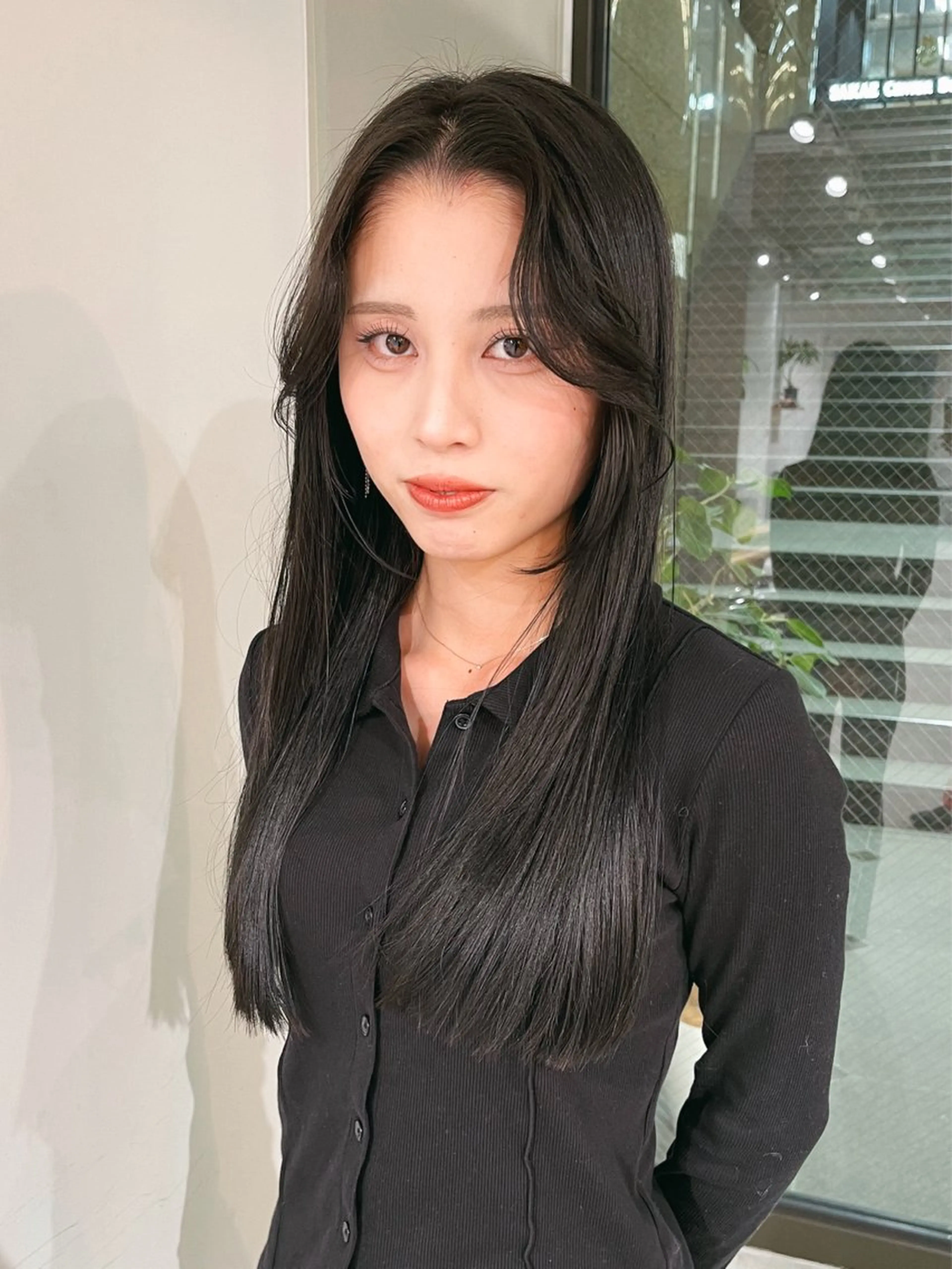 レイヤーカット＋トリートメント9350円→4840円の写真