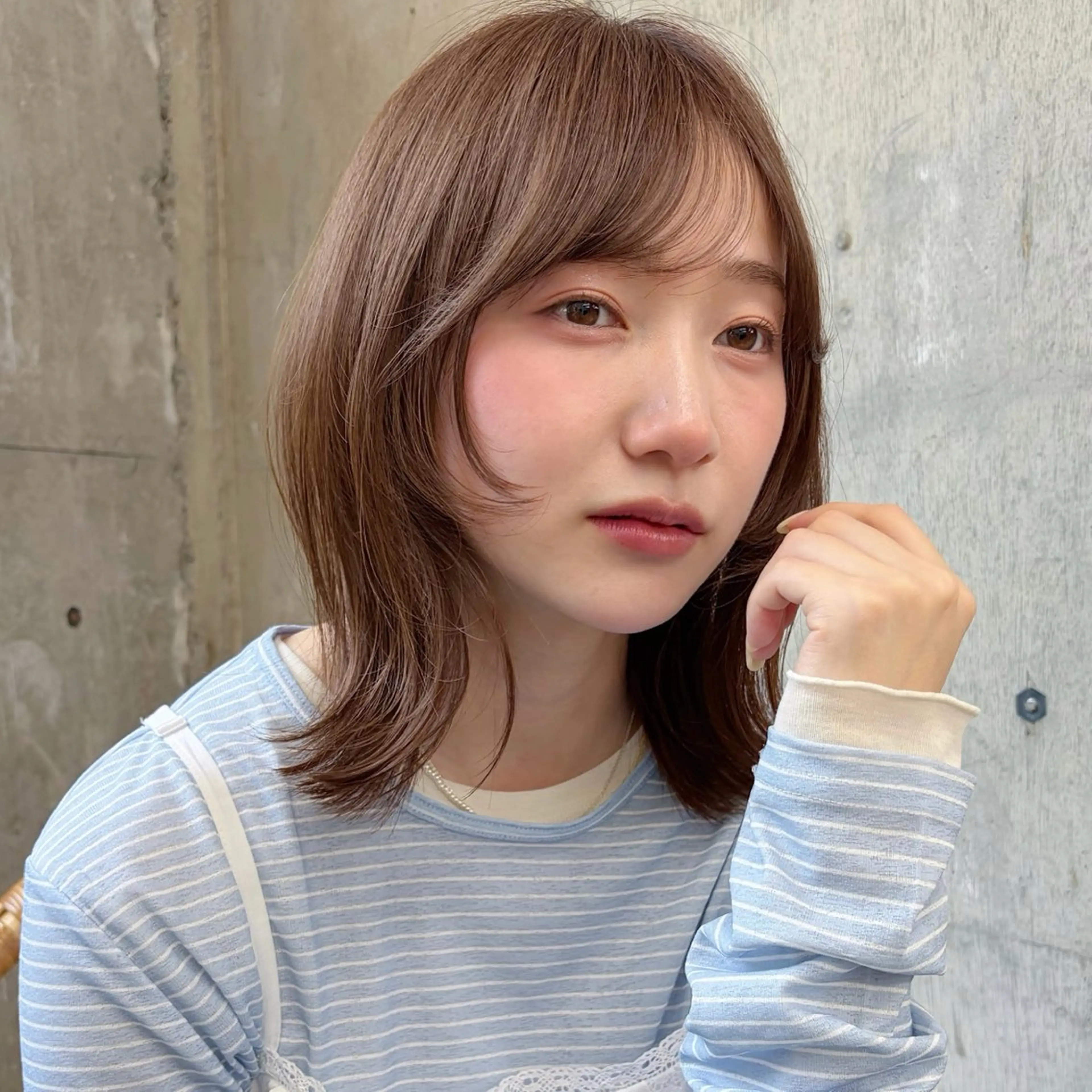ミディアム ヘアカラー トリートメント 似合わせ/ベージュ /レイヤー/りほ🤍のヘアスタイル