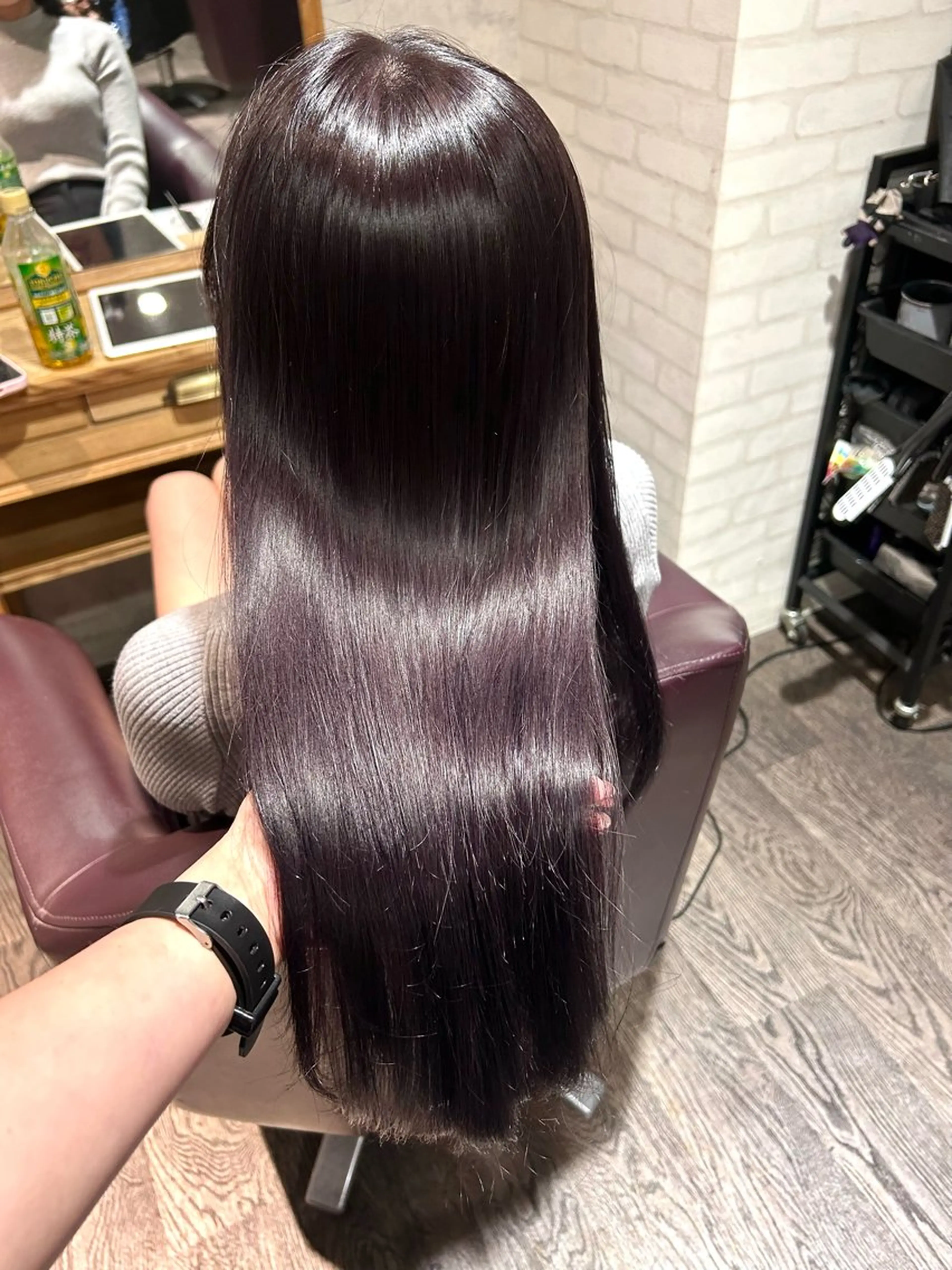 セミロング カラー ブラウンカラー 透明感カラー ラベンダーカラー ラベンダーブラウン ヘアカラー トリートメント パーソナルカラー 診断🍀マリンのヘアスタイル