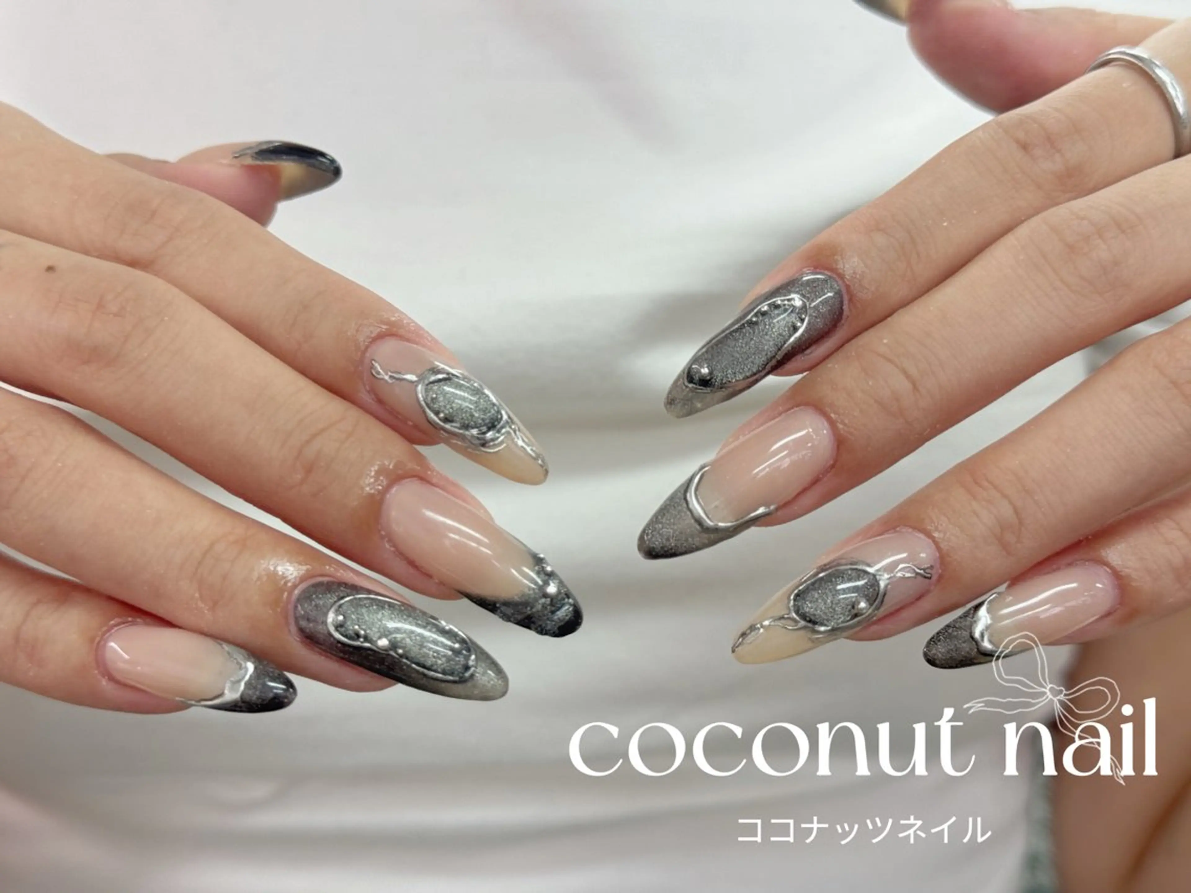 ネイル べっ甲ネイル フレンチネイル キラキラネイル マグネットネイル 大理石ネイル(マーブル) ハンドネイル 神田 ココナッツのネイルデザイン