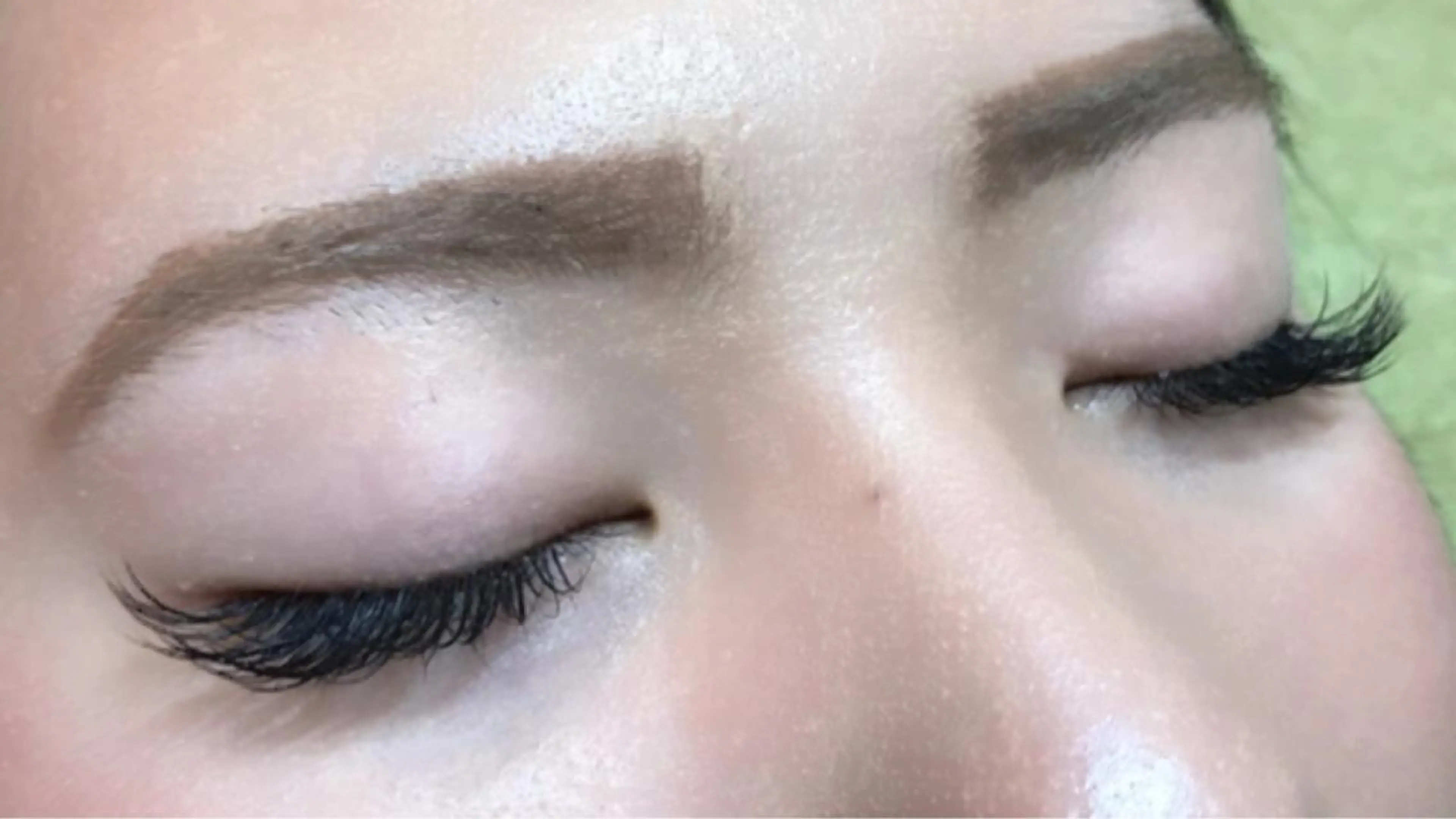 マツエク・マツパ HUR-RAH Haruyoの眉毛・アイブロウイメージ