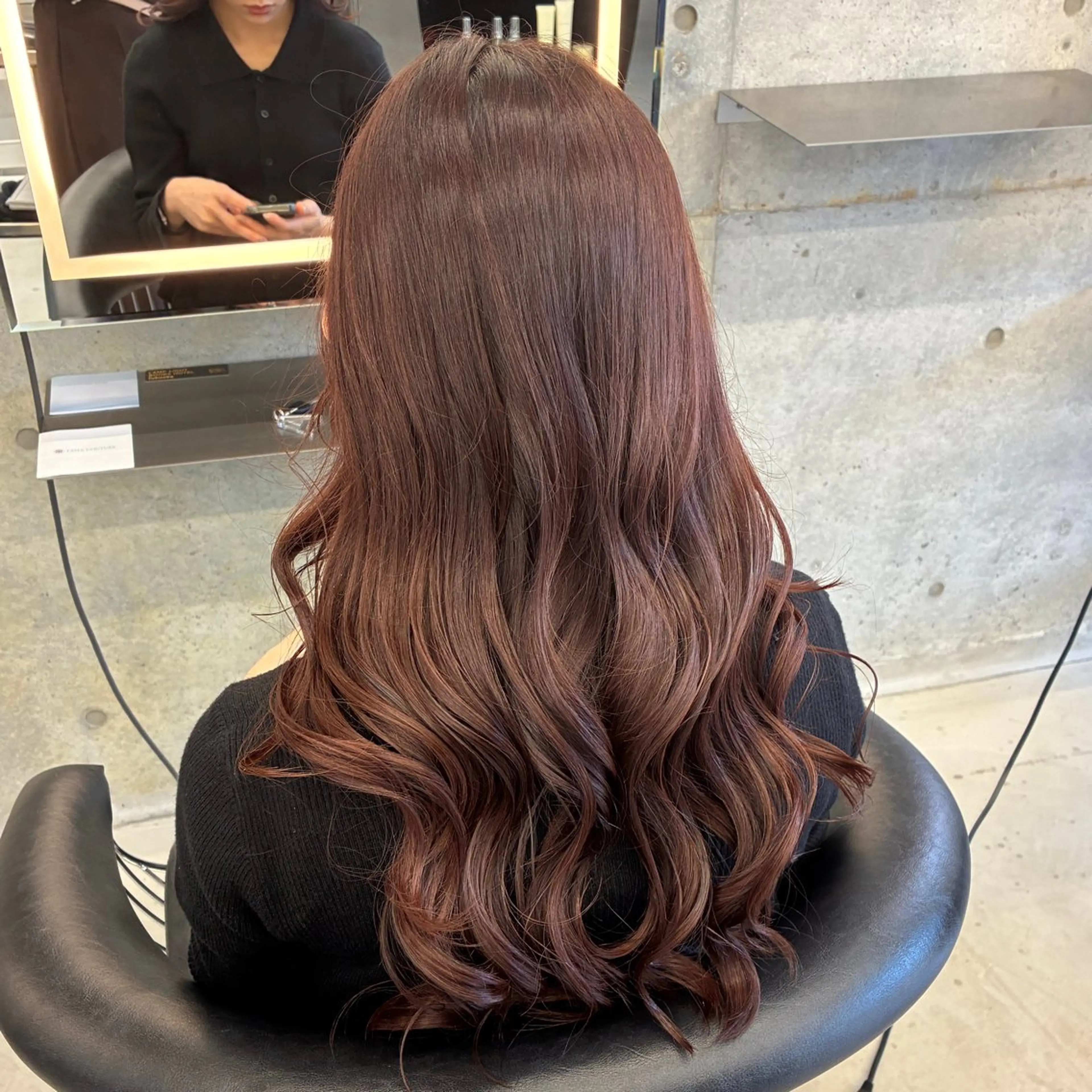 ロング レッドブラウン ヘアカラー トリートメント hikari/大名 /暖色カラーのヘアスタイル