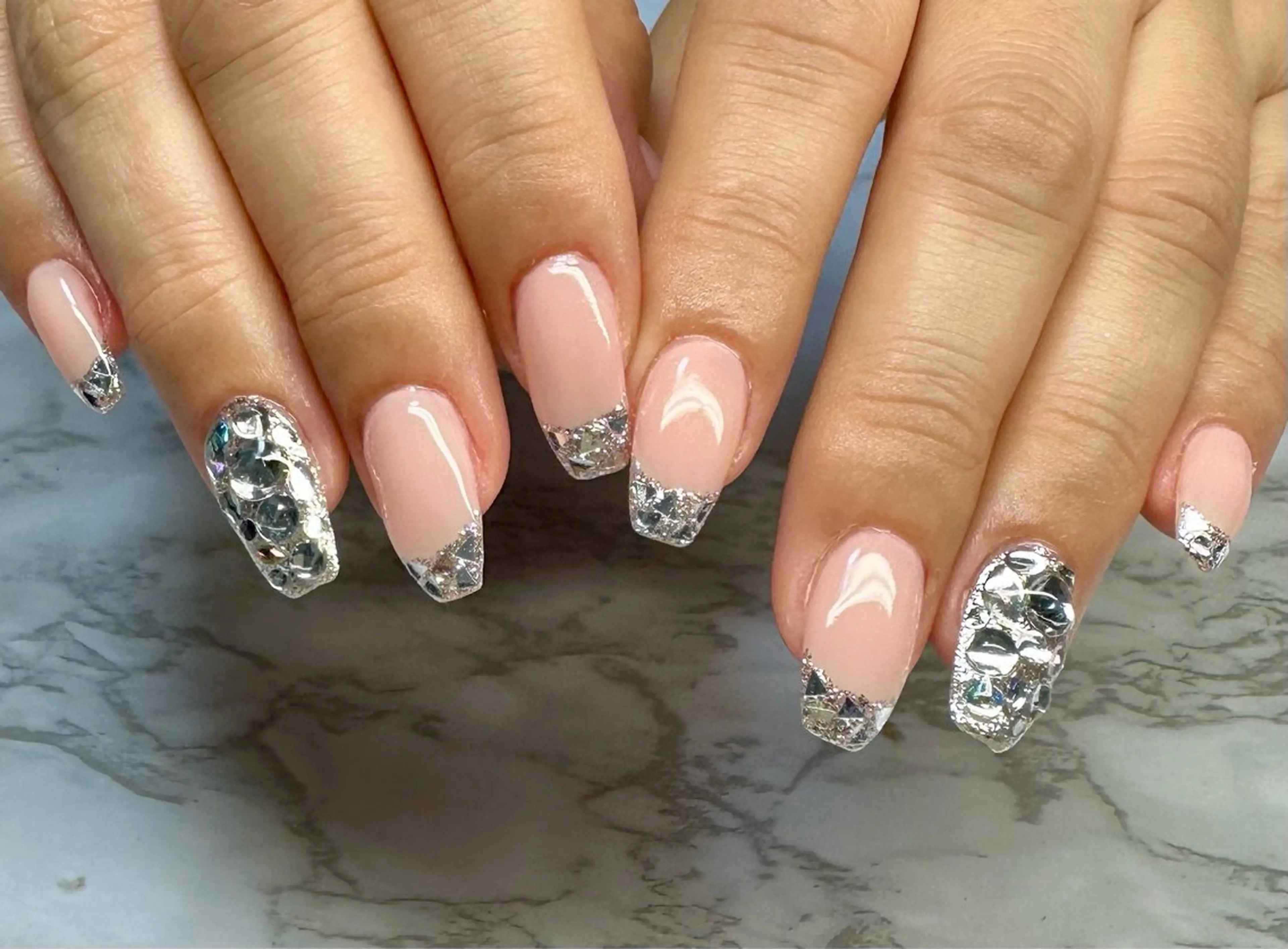 ネイル フレンチネイル ガラスフレンチ ニュアンスネイル ワンカラーネイル 夏ネイル M.N_ nailのネイルデザイン