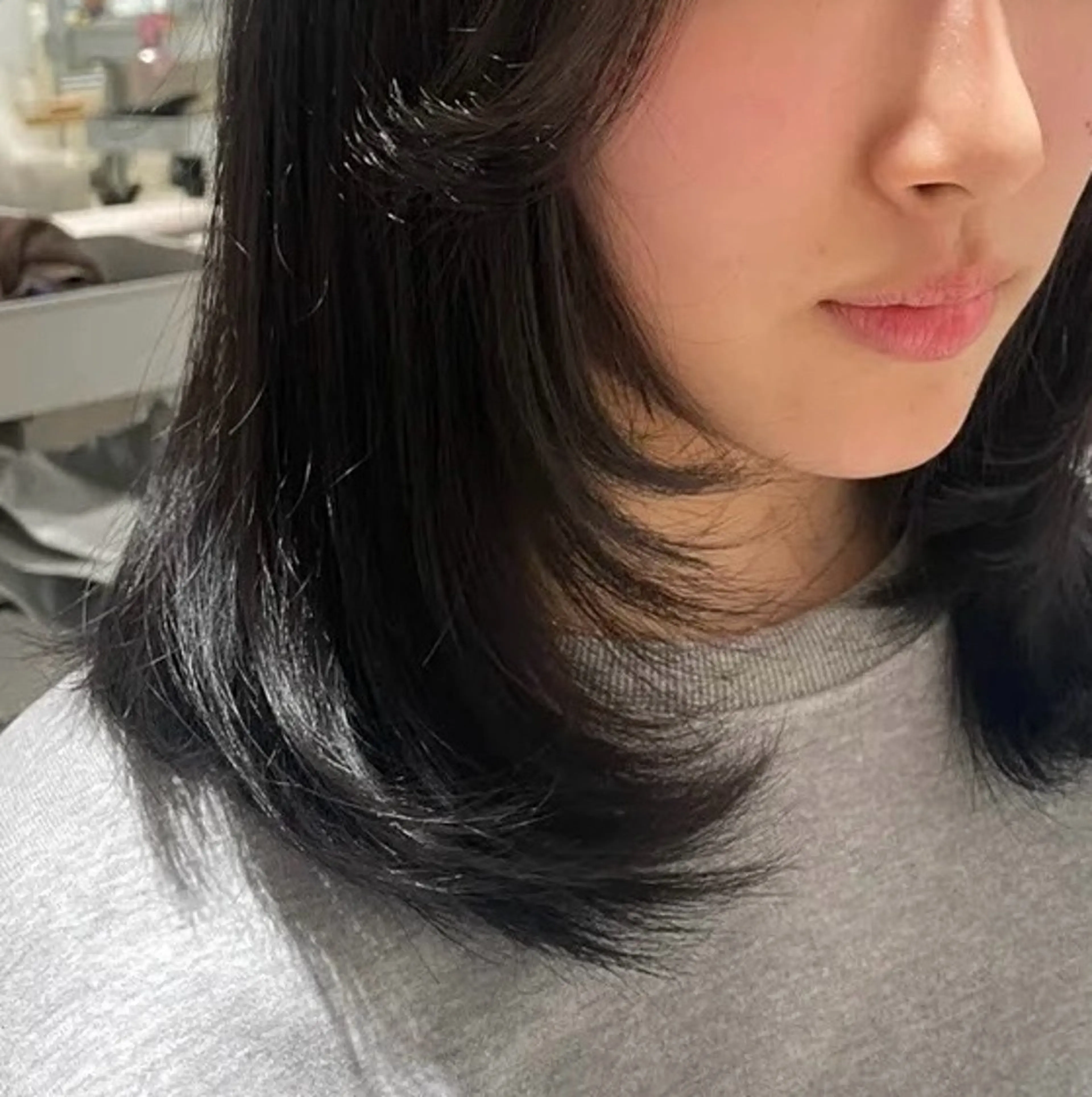 ミディアム カット 【日韓風、レイヤー】 🤍ひらい なつきのヘアスタイル