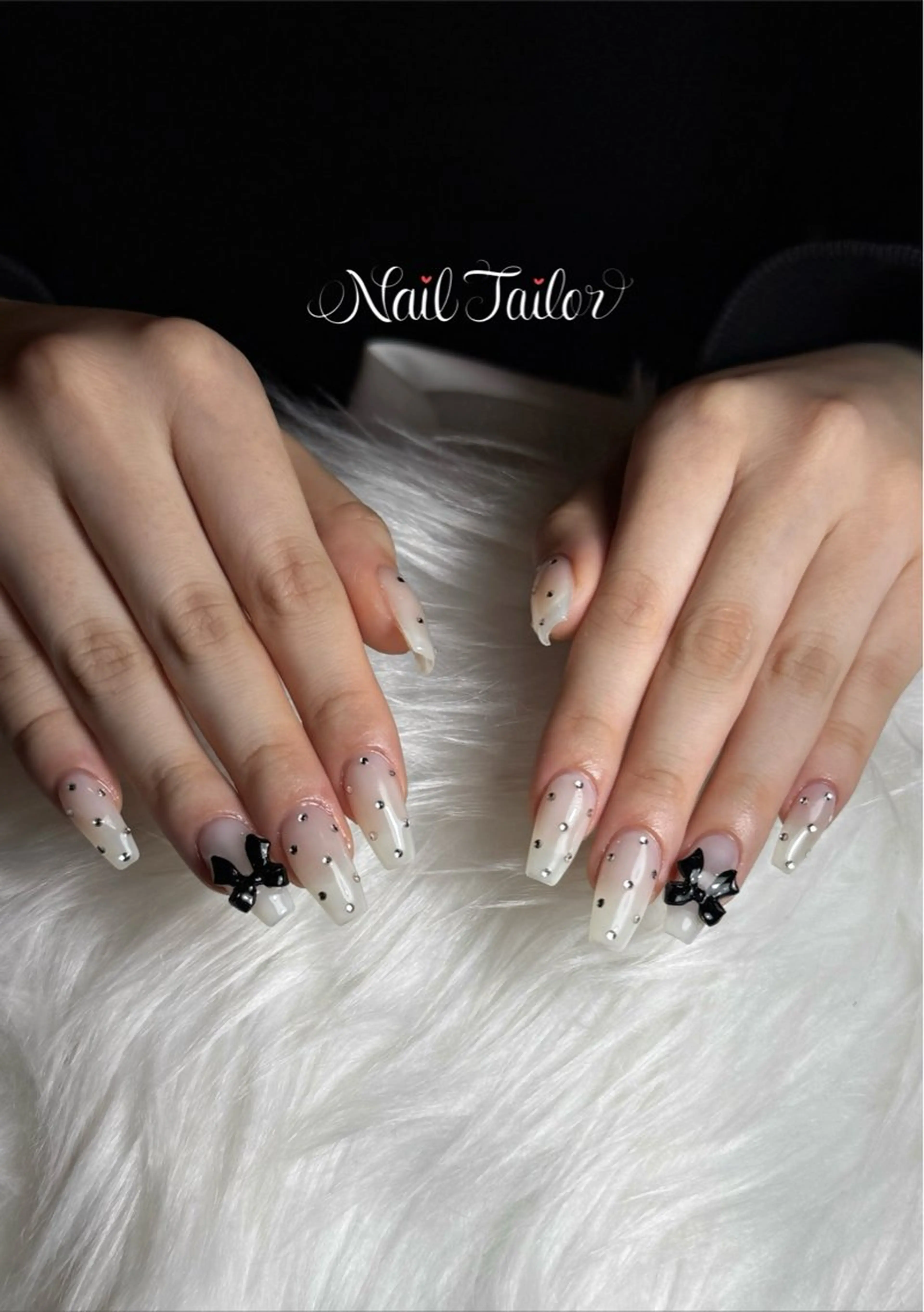 ネイル ドット 長さ出し ガーリー ロングネイル ワンカラーネイル ハンドネイル NailTailor ネイルテイラーのネイルデザイン