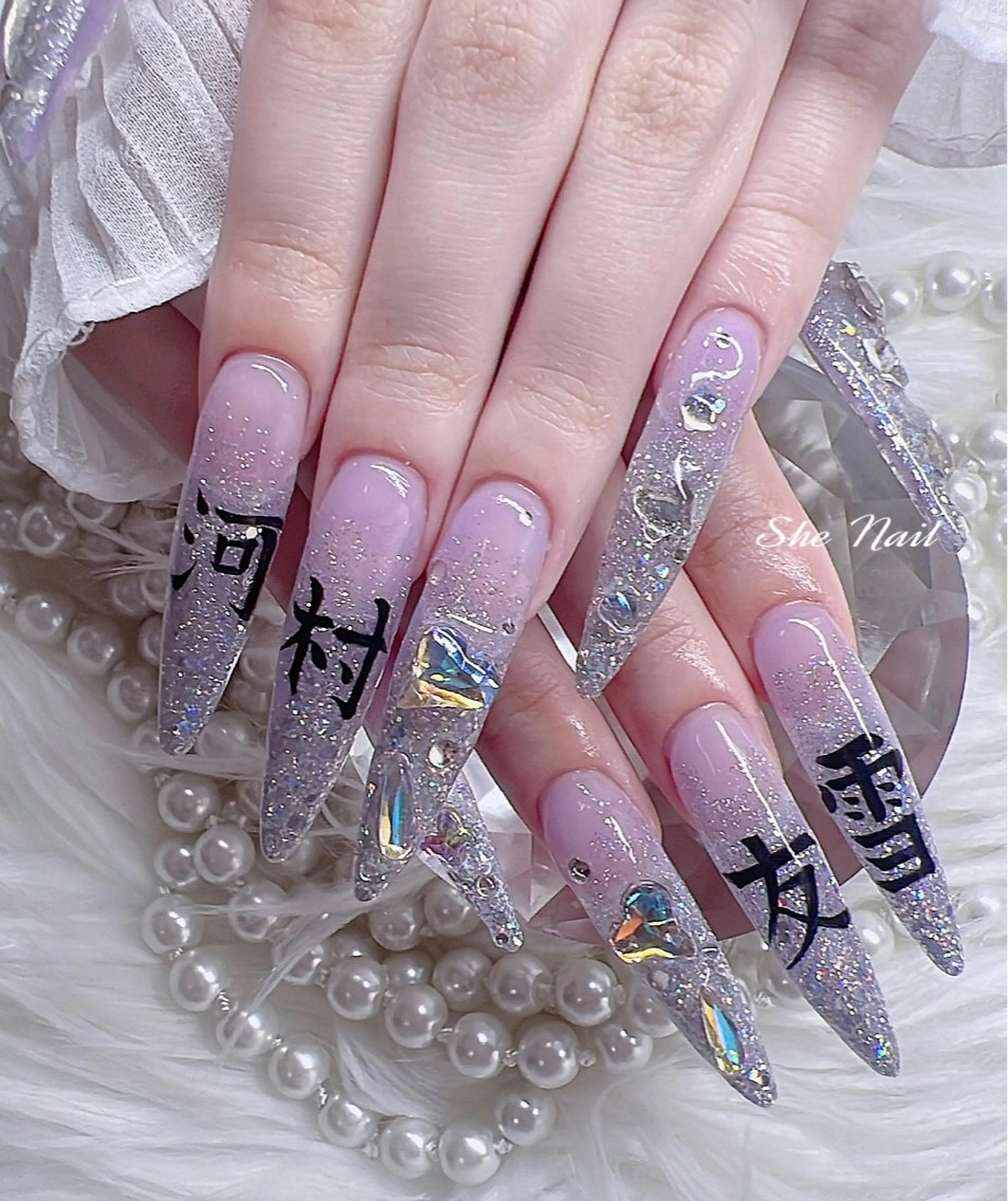 ネイル チークネイル 長さ出し フレンチネイル ガラスフレンチ キラキラネイル She Nail所属・ISA_ BELLAのネイルデザイン