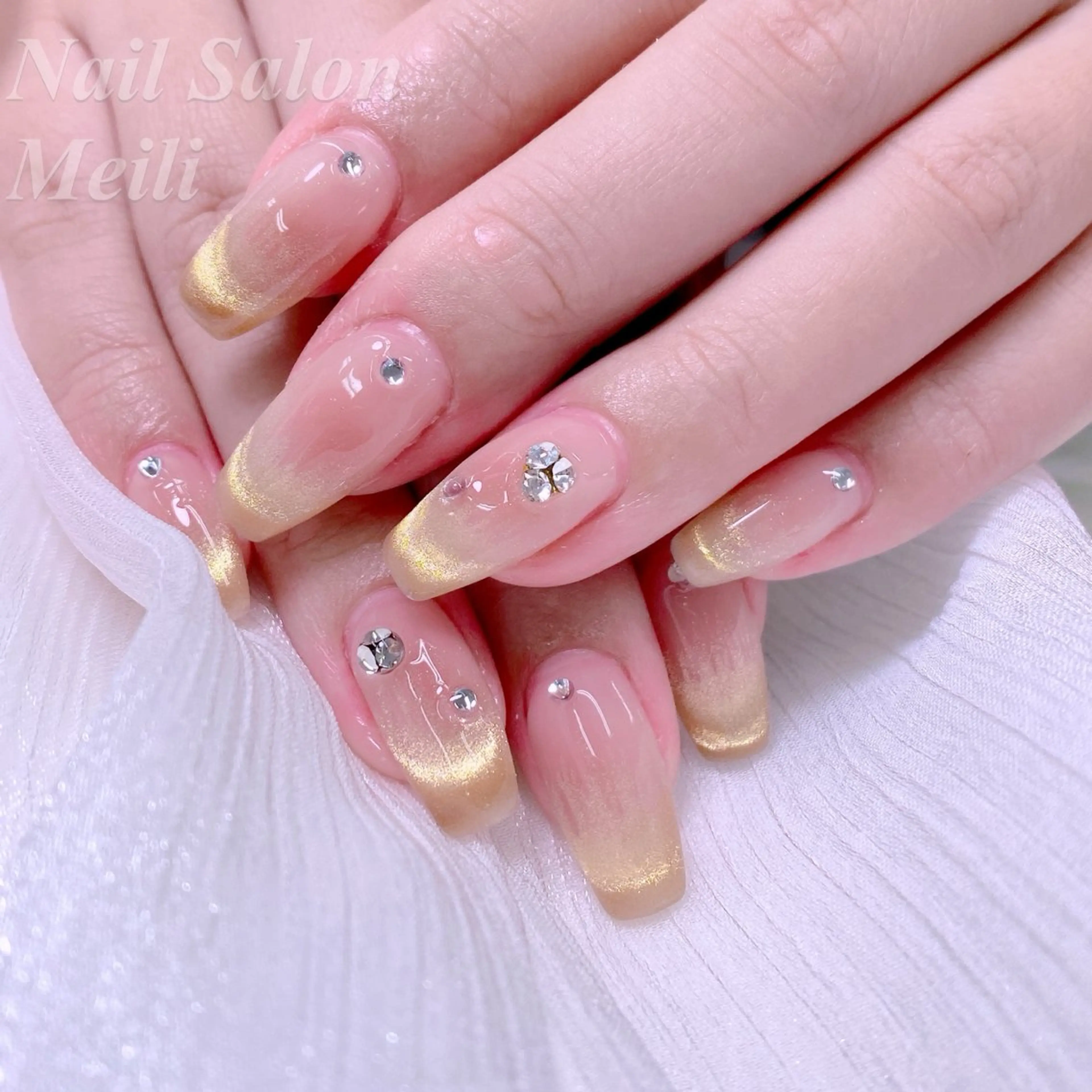 ネイル フレンチネイル マグネットネイル マグネットフレンチ 黄色 ハンドネイル NAILSALON MEILIのネイルデザイン