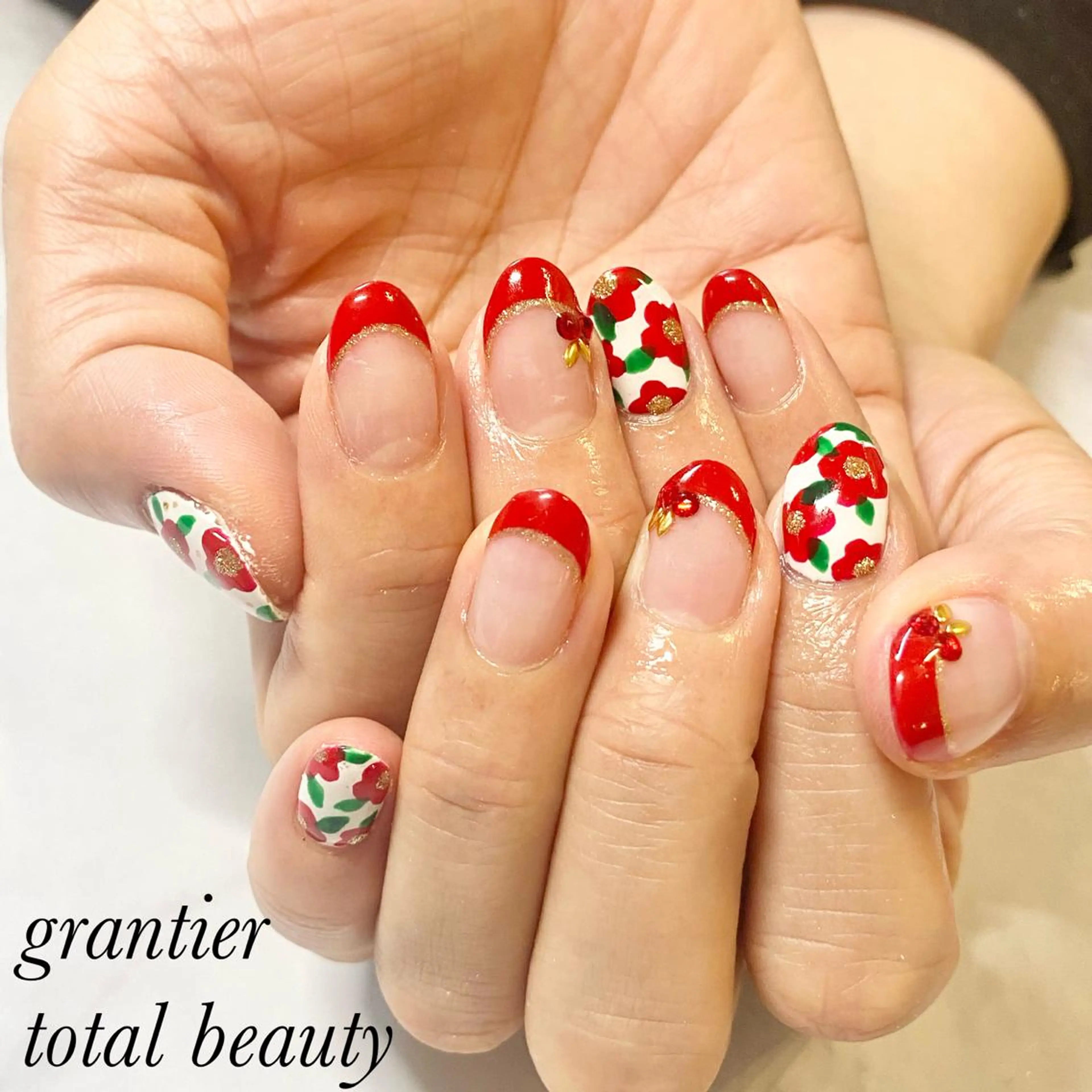 ネイル 持ち込み ハンドネイル フットネイル grantier beautyのネイルデザイン