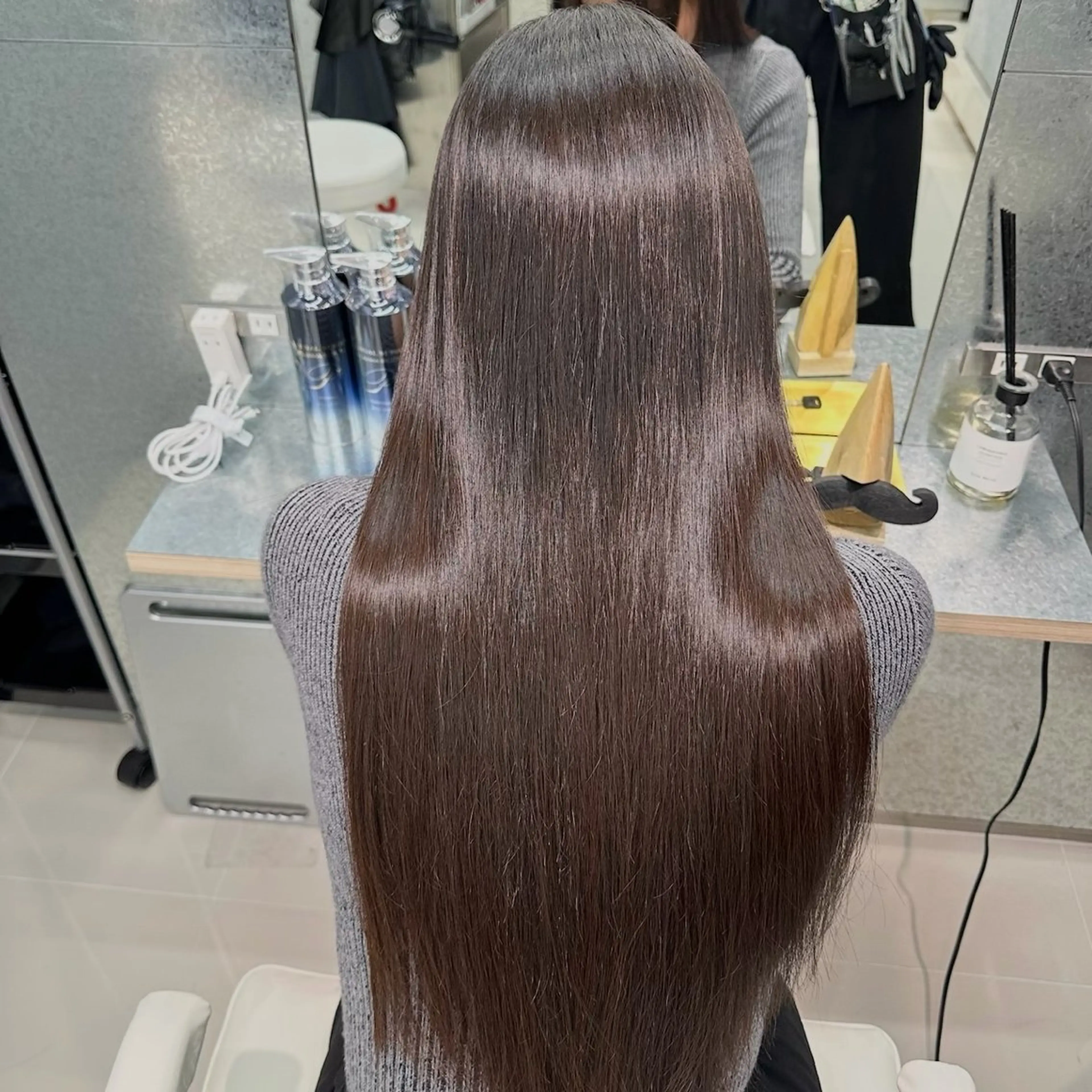 ロング くせ毛 広がり・パサつき改善 /ツヤ美髪/こうたのヘアスタイル