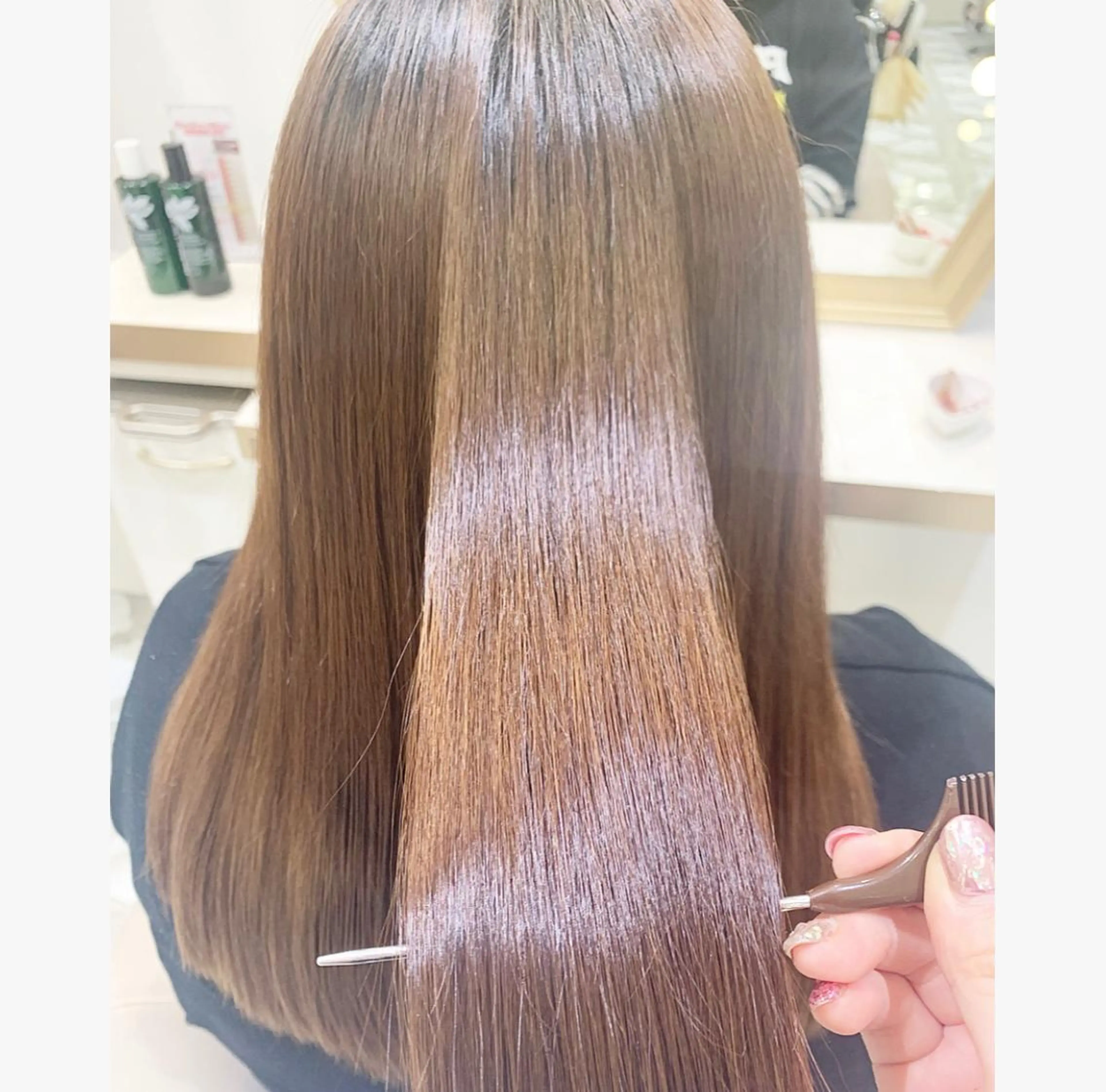 セミロング カット 縮毛矯正 トリートメント 💙美髪救世主💙 関華蓮のヘアスタイル