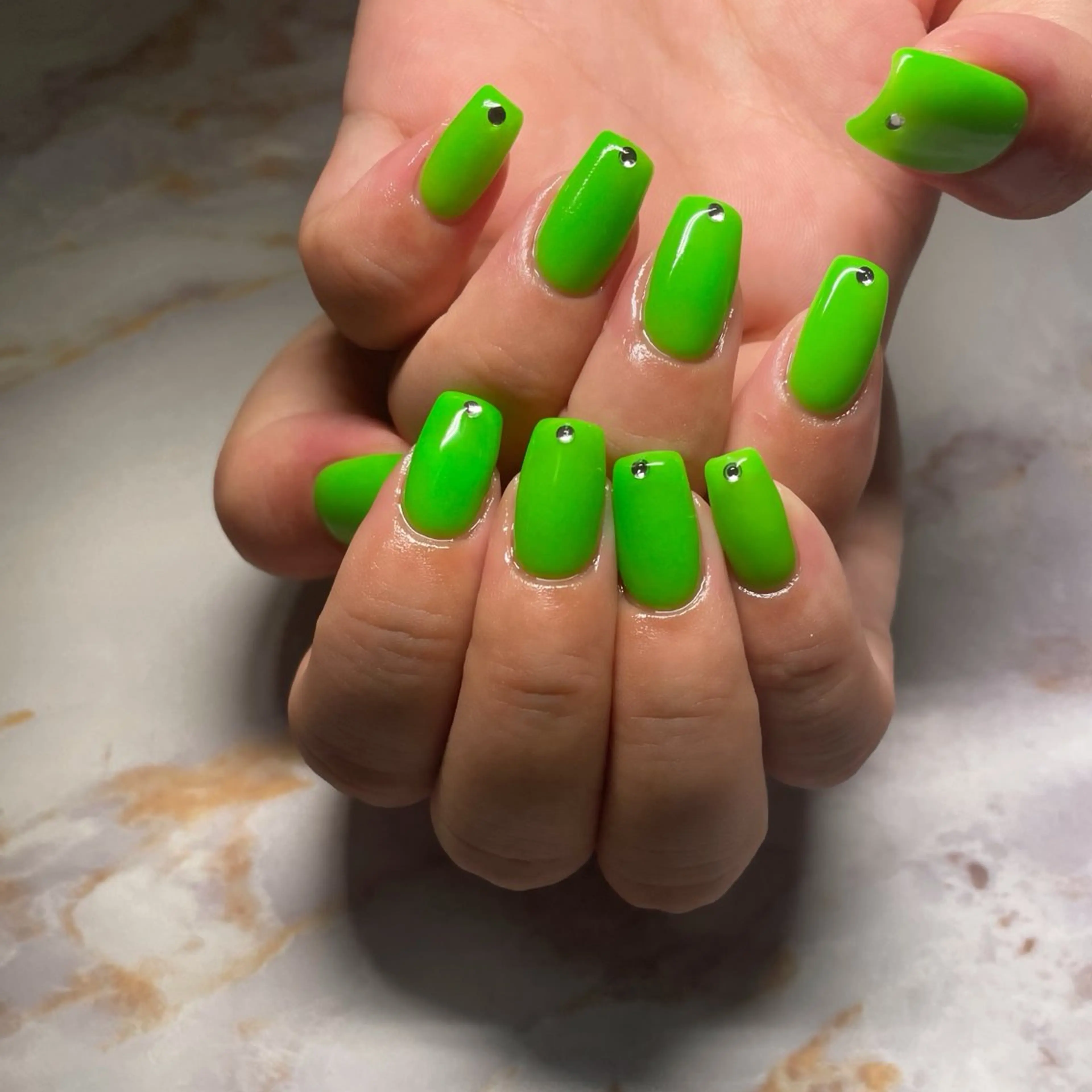 ネイル ハンドネイル ハンドケア m-nail所属・m-nail 🌙minamiのネイルデザイン