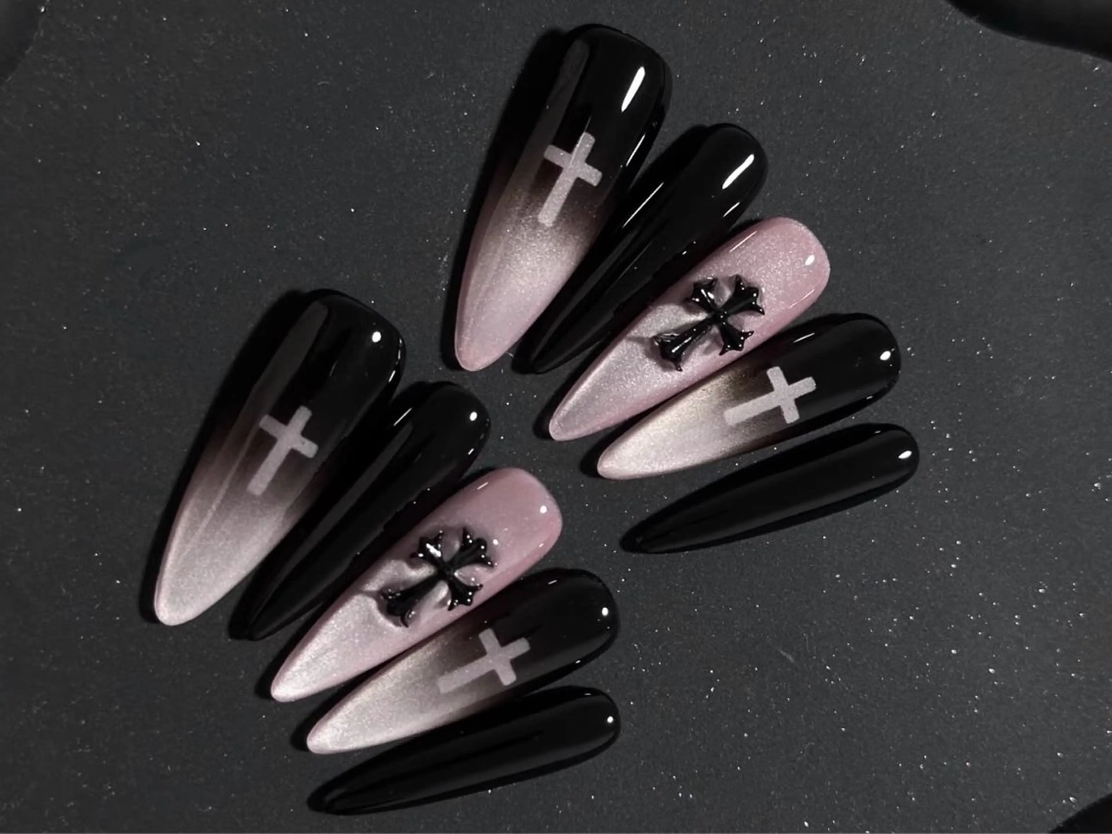 ネイル Mika Nails 心斎橋のネイルデザイン