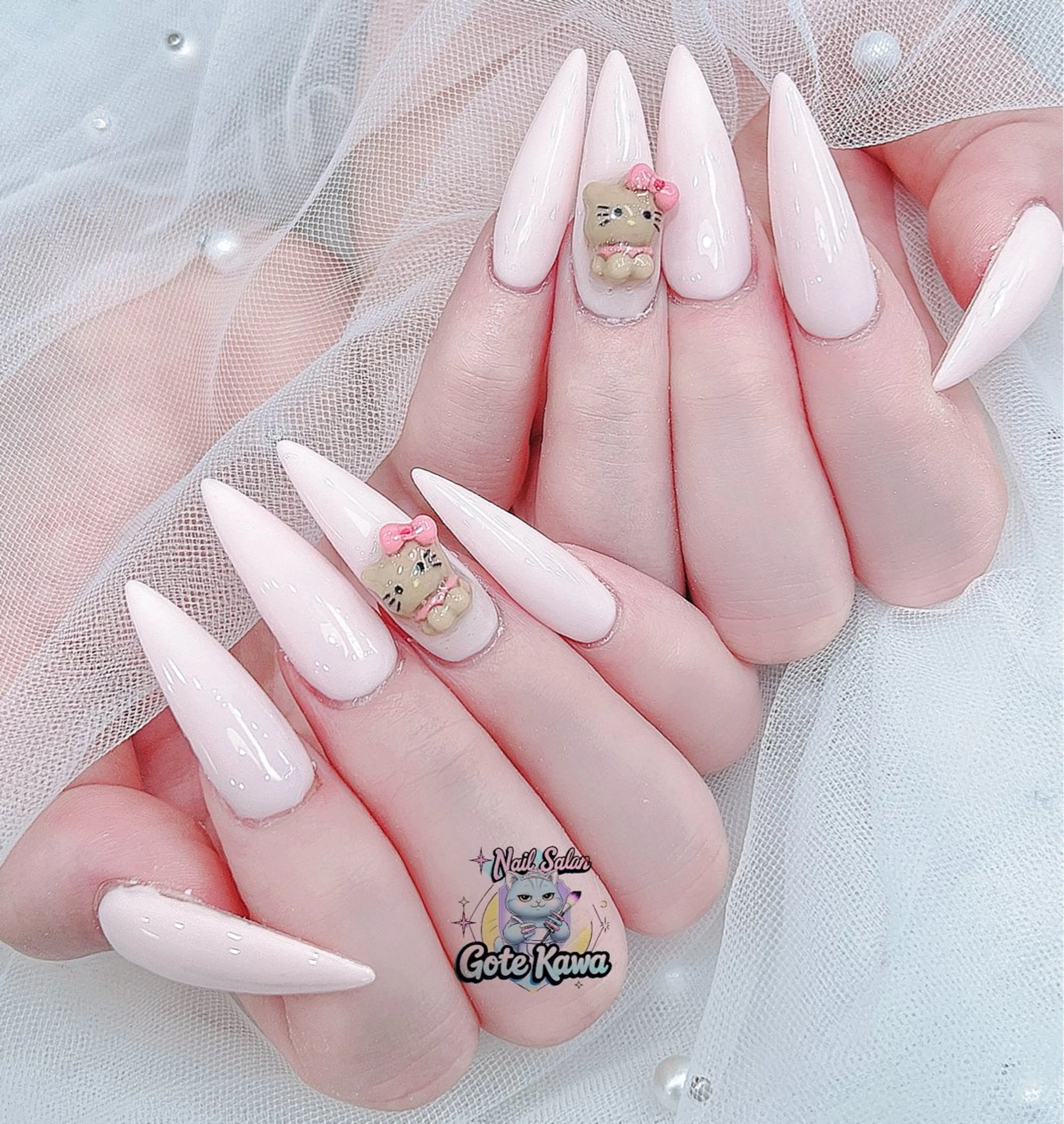 ネイル アートネイル 長さ出し キラキラネイル ピンク リボン ハンドネイル ハンドケア Gote Kawa nail salonのネイルデザイン