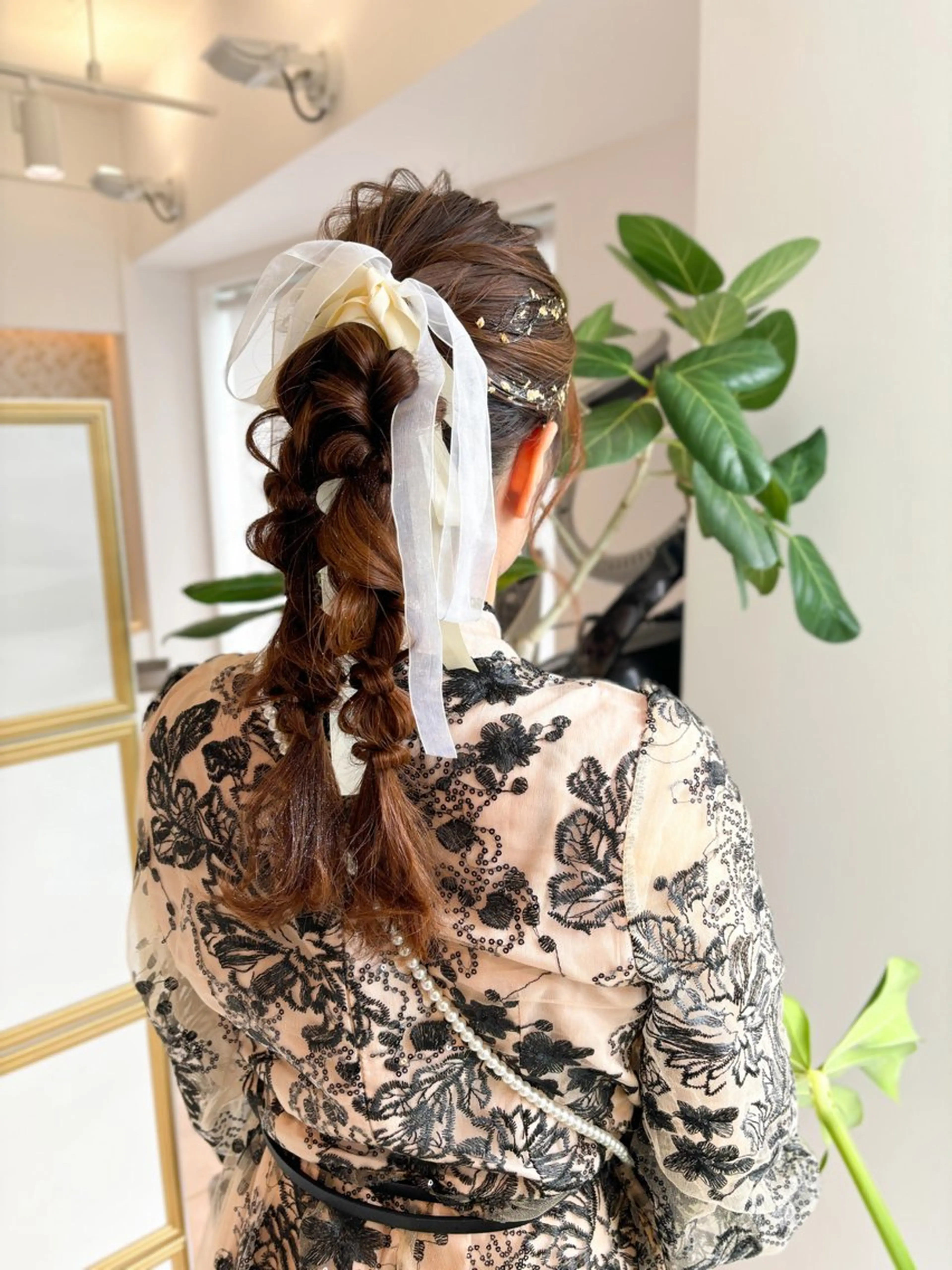 ロング ヘアアレンジ ポニーテール ヘアセット 💐レイヤー/透明感 カラー💐智口彩香のヘアスタイル