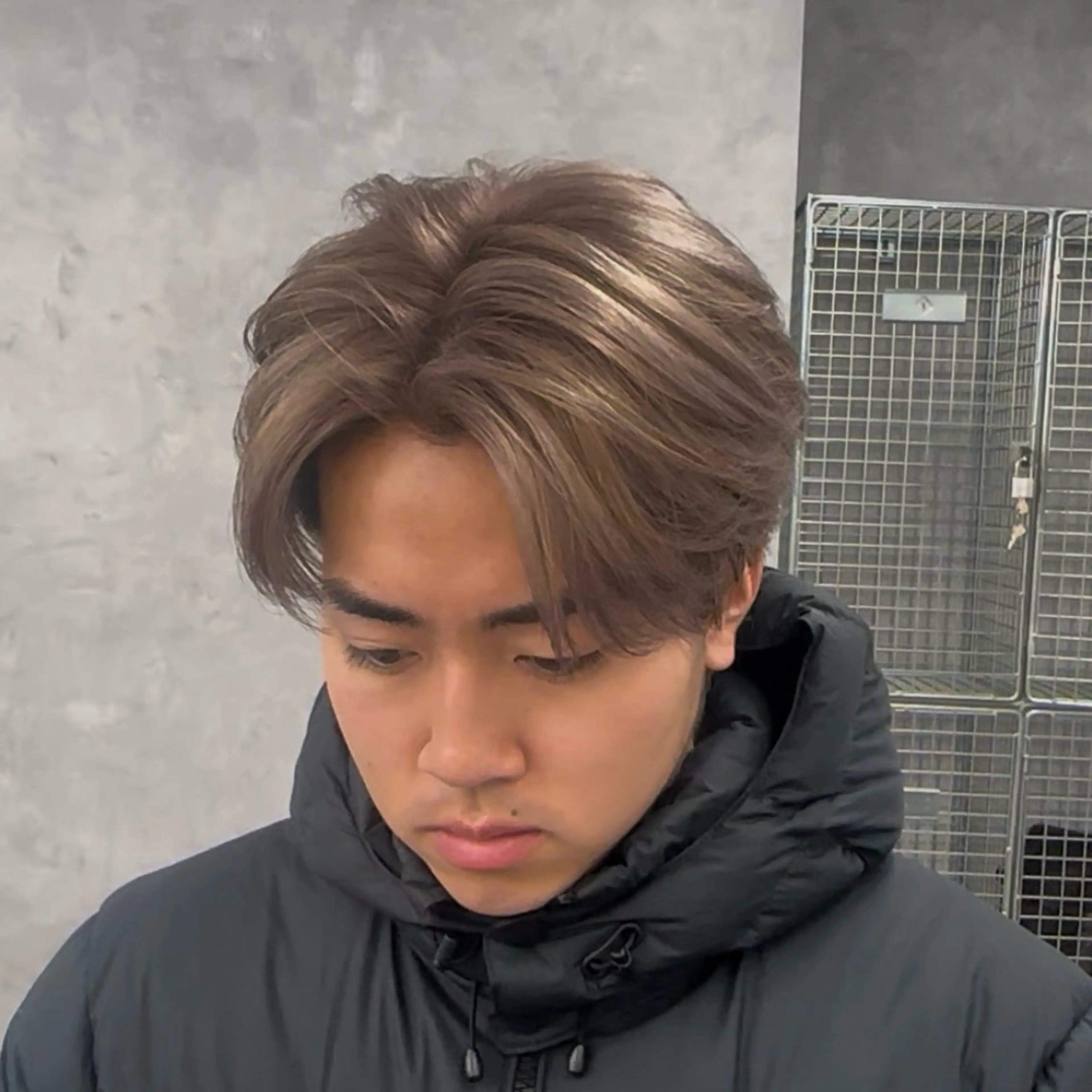 カラー メンズ ヘアカラー メンズハイライト／ メンズブリーチカラーのヘアスタイル