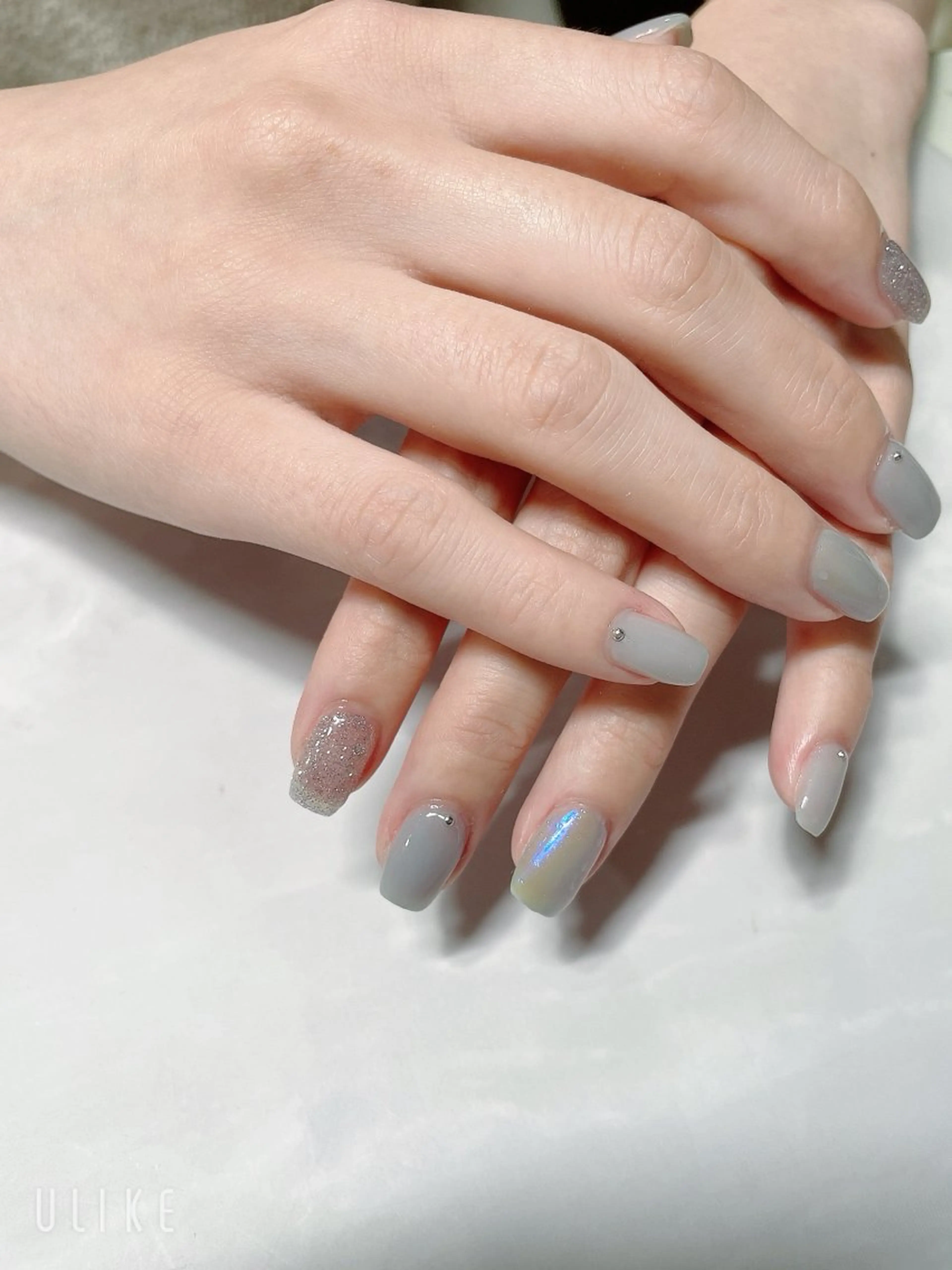 ネイル キラキラネイル ラメ(グリッター) ニュアンスネイル シンプルネイル 夏ネイル 梶原 久美のネイルデザイン