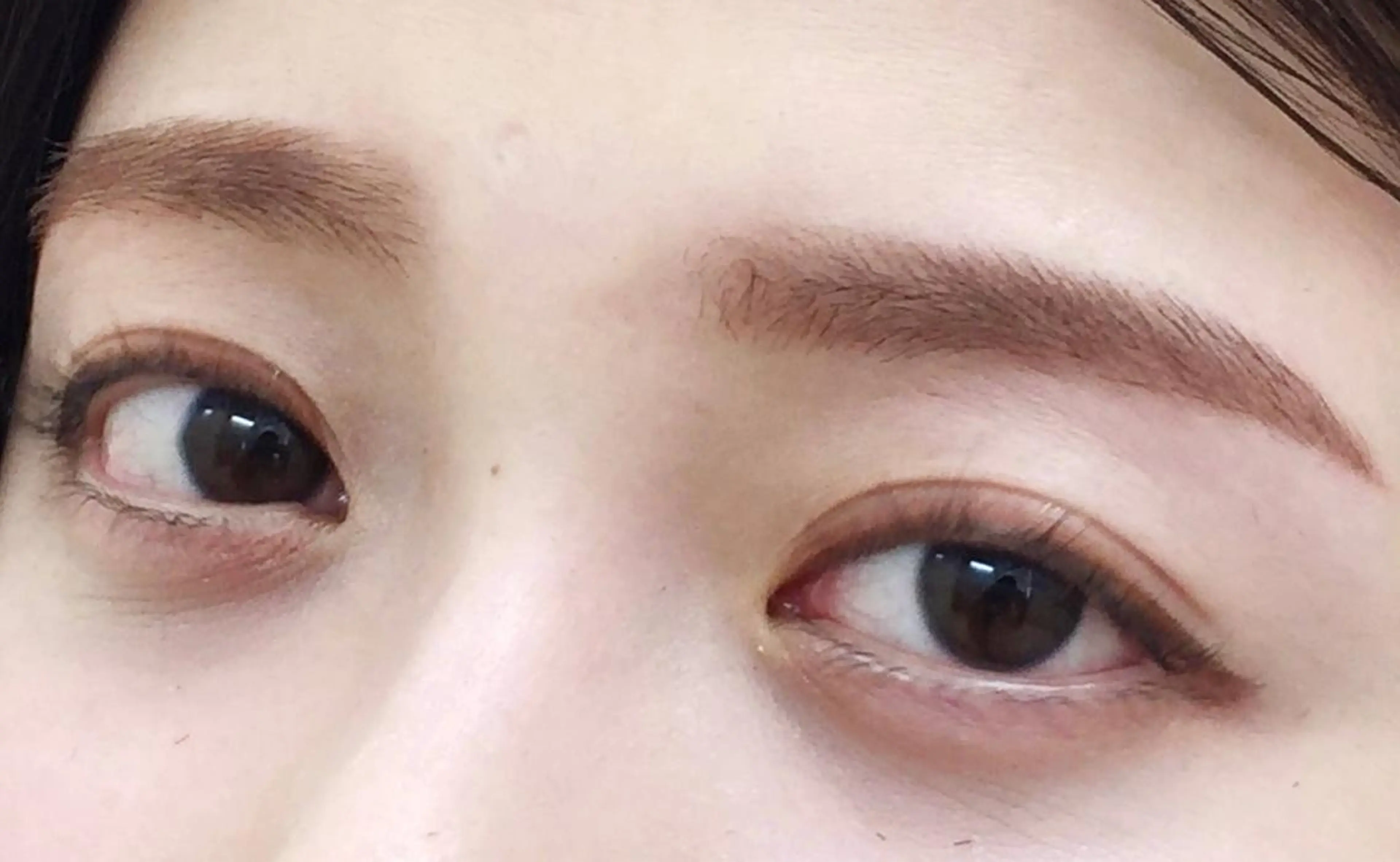 WHITE EYE 🦋松島の眉毛・アイブロウイメージ