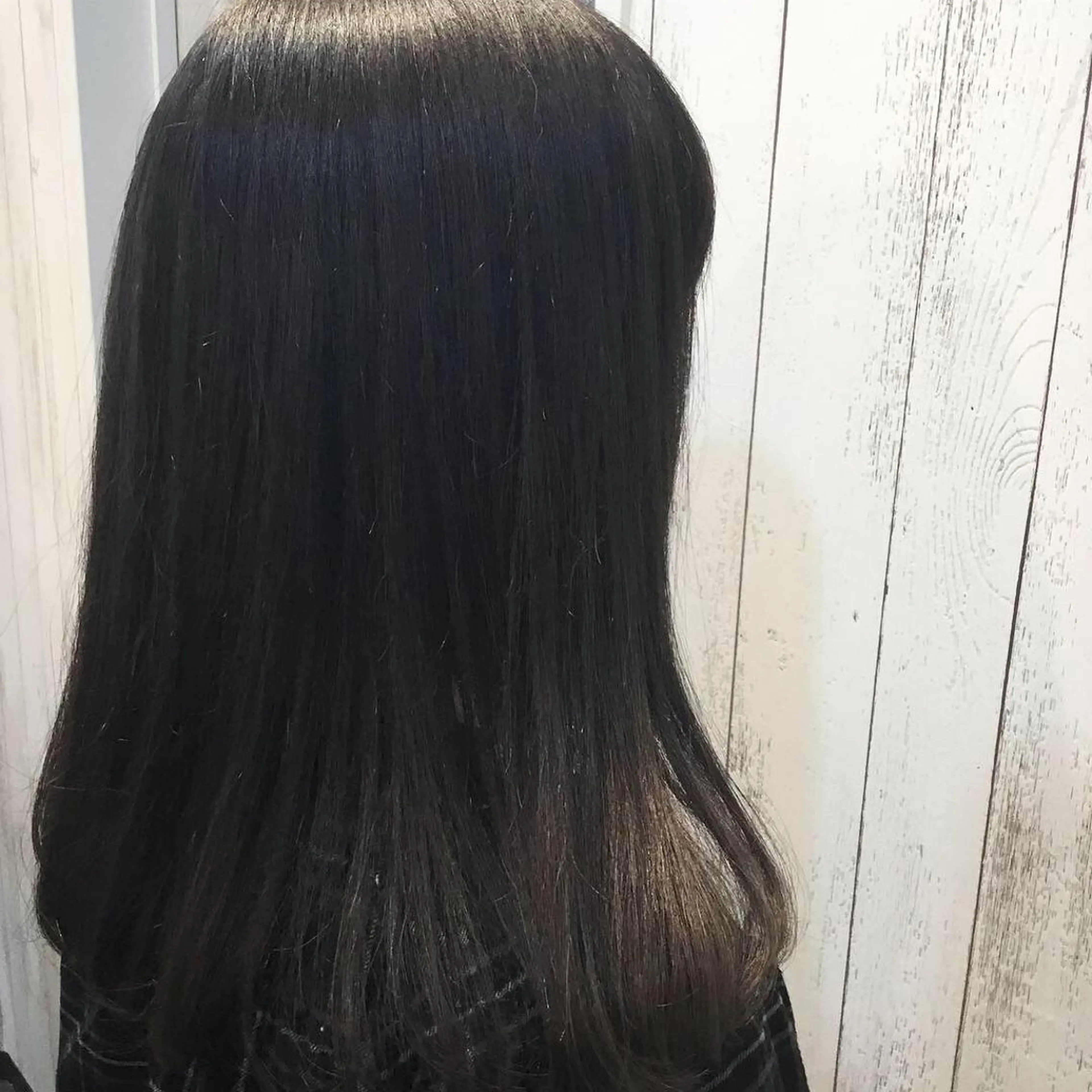 セミロング カラー パーマ embrace エンブレイスのヘアスタイル