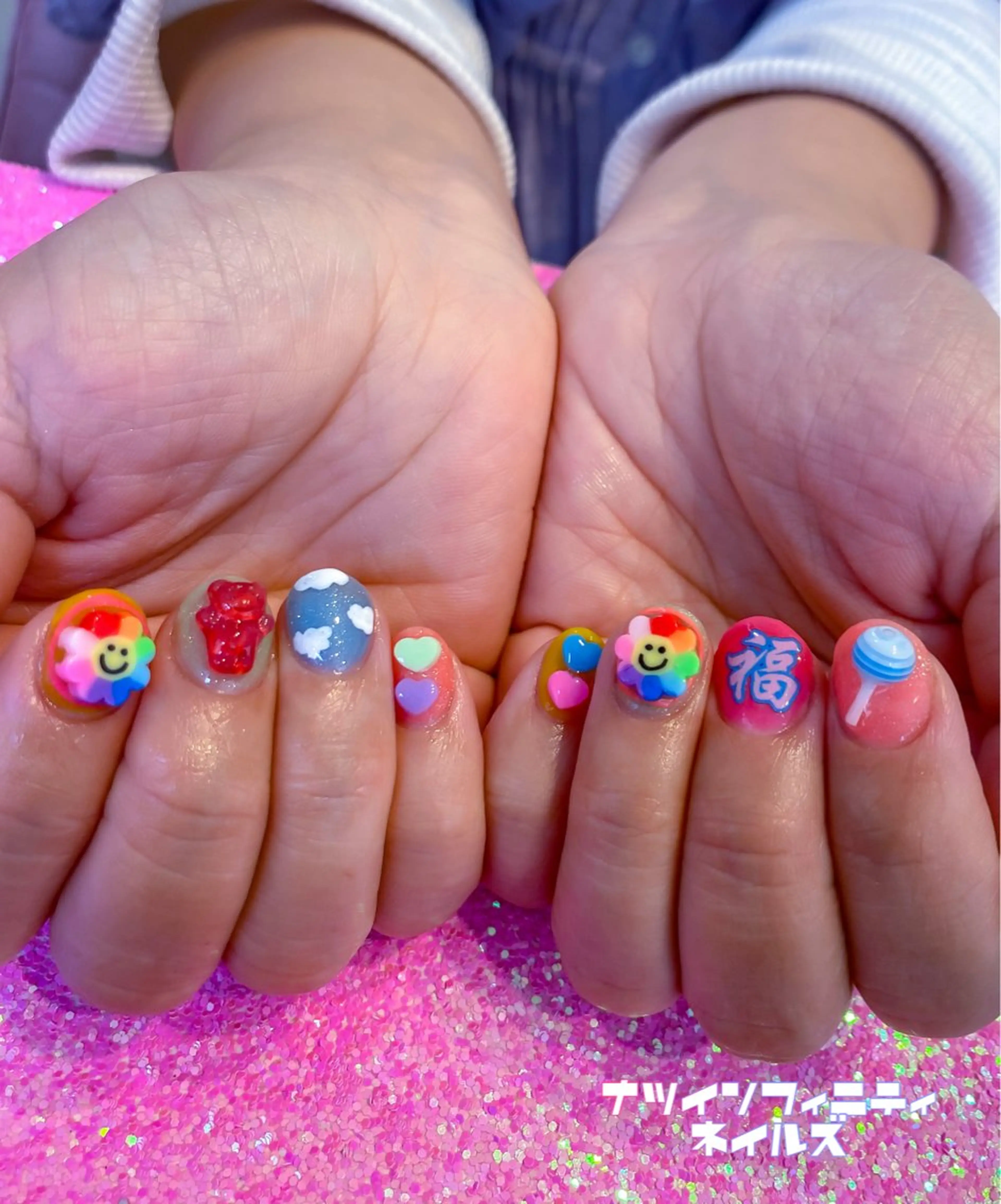 ネイル ショートネイル ハンドネイル ハンドケア ナツインフィニティ ネイルズ（なつ）のネイルデザイン