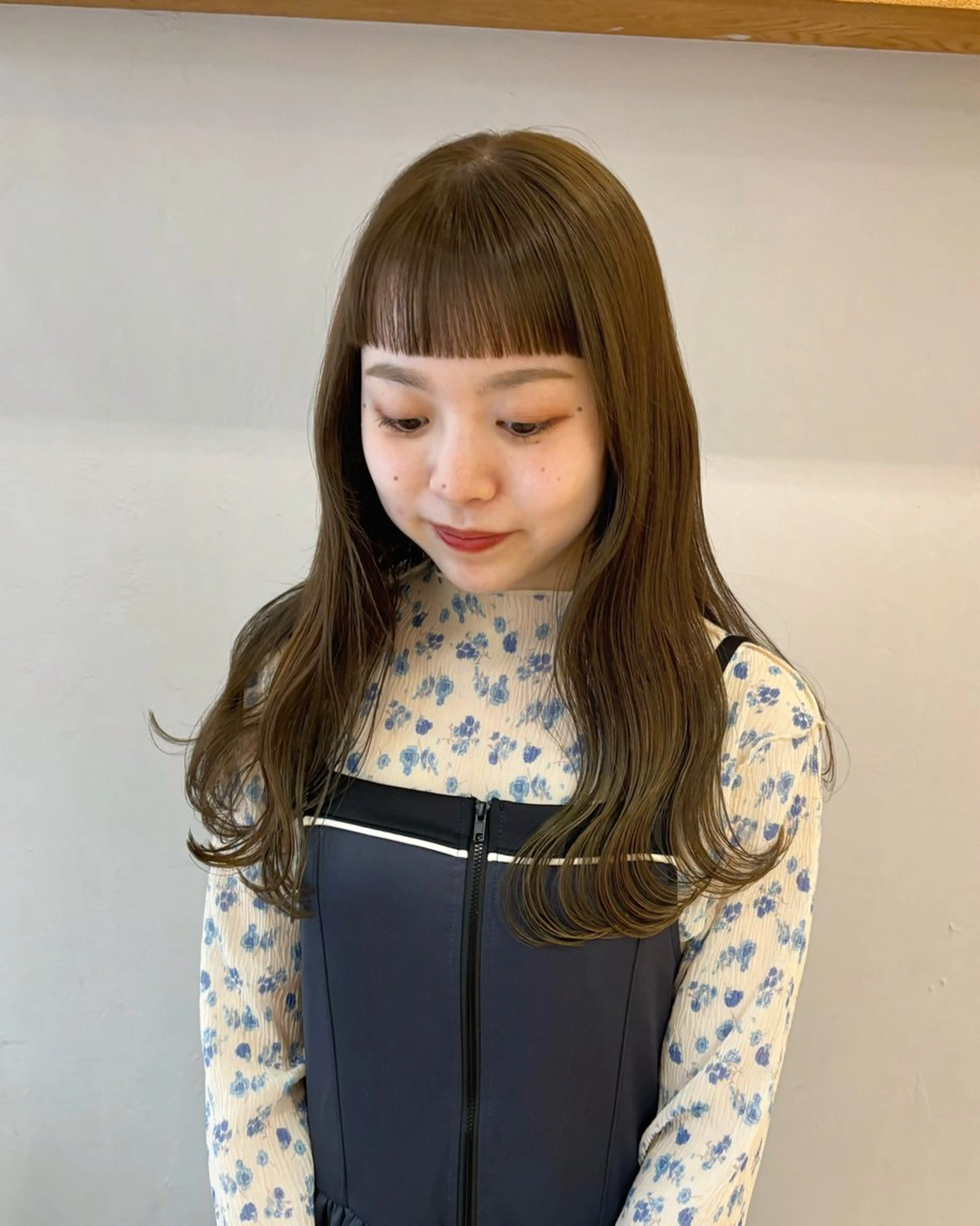 隙間時間に！前髪カット✨の写真