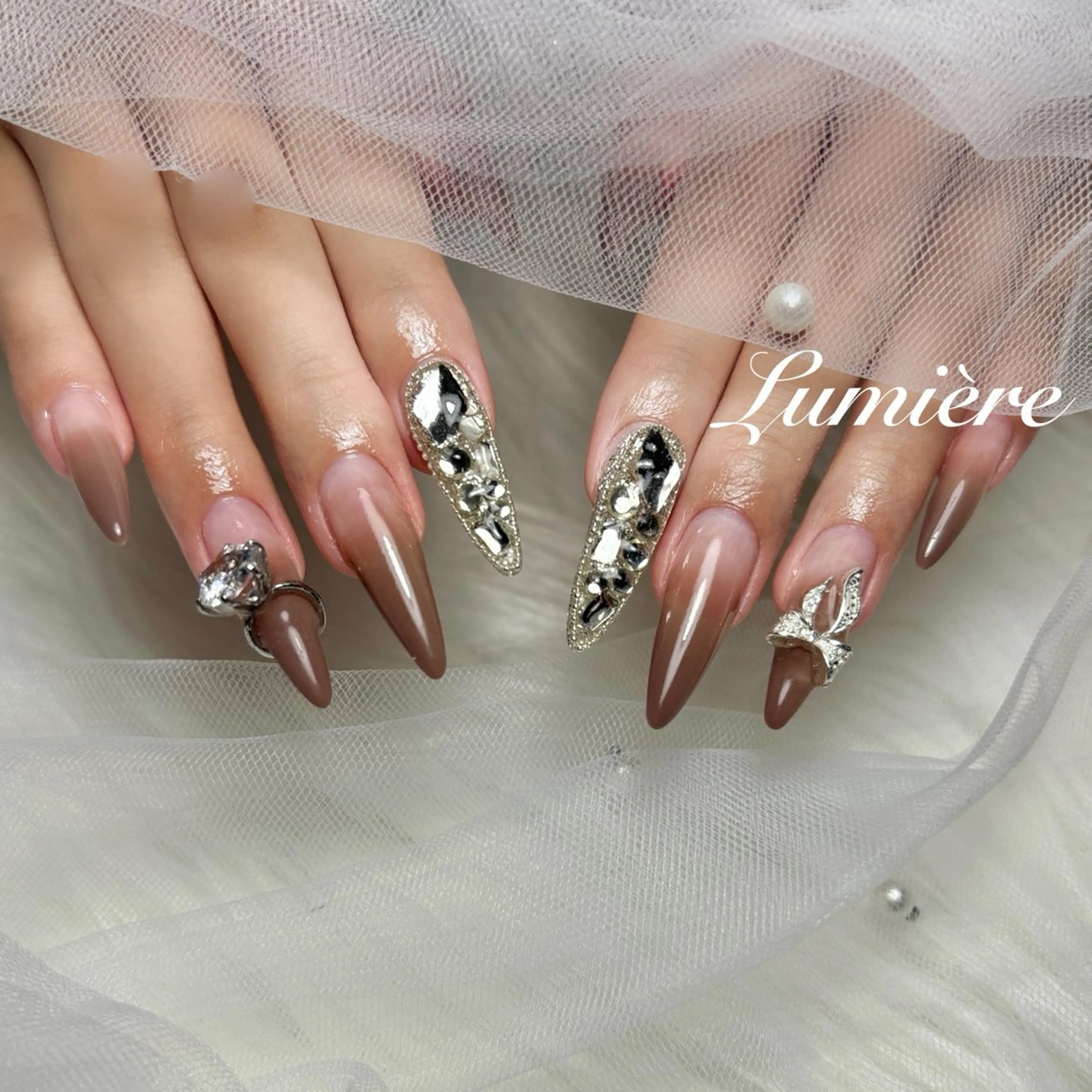 ネイル ロングネイル Lumière/ 超ロング/ワンホンのネイルデザイン