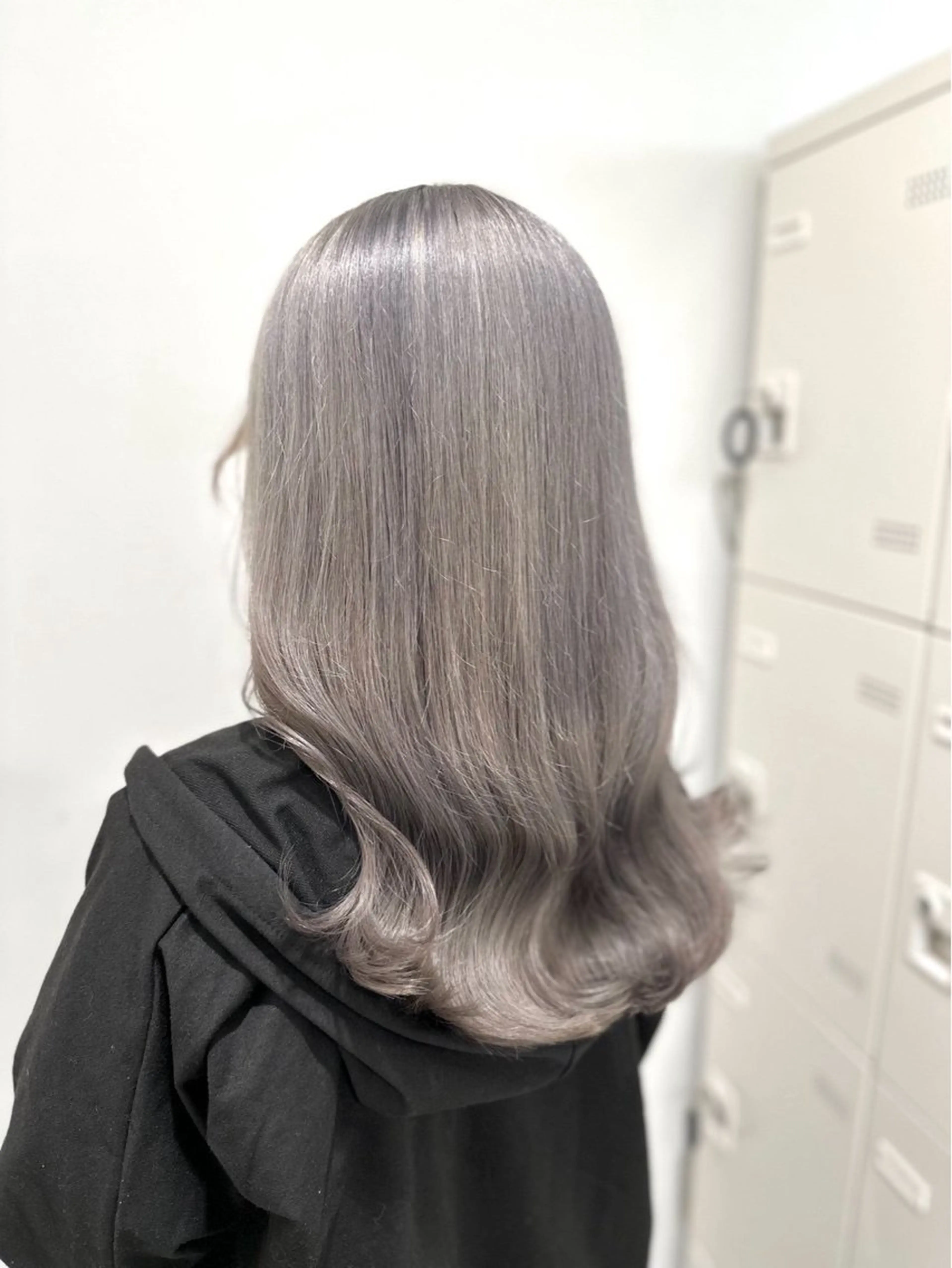 セミロング トリートメント 銀座/髪質改善✨️ 寒色カラー💎もかのヘアスタイル