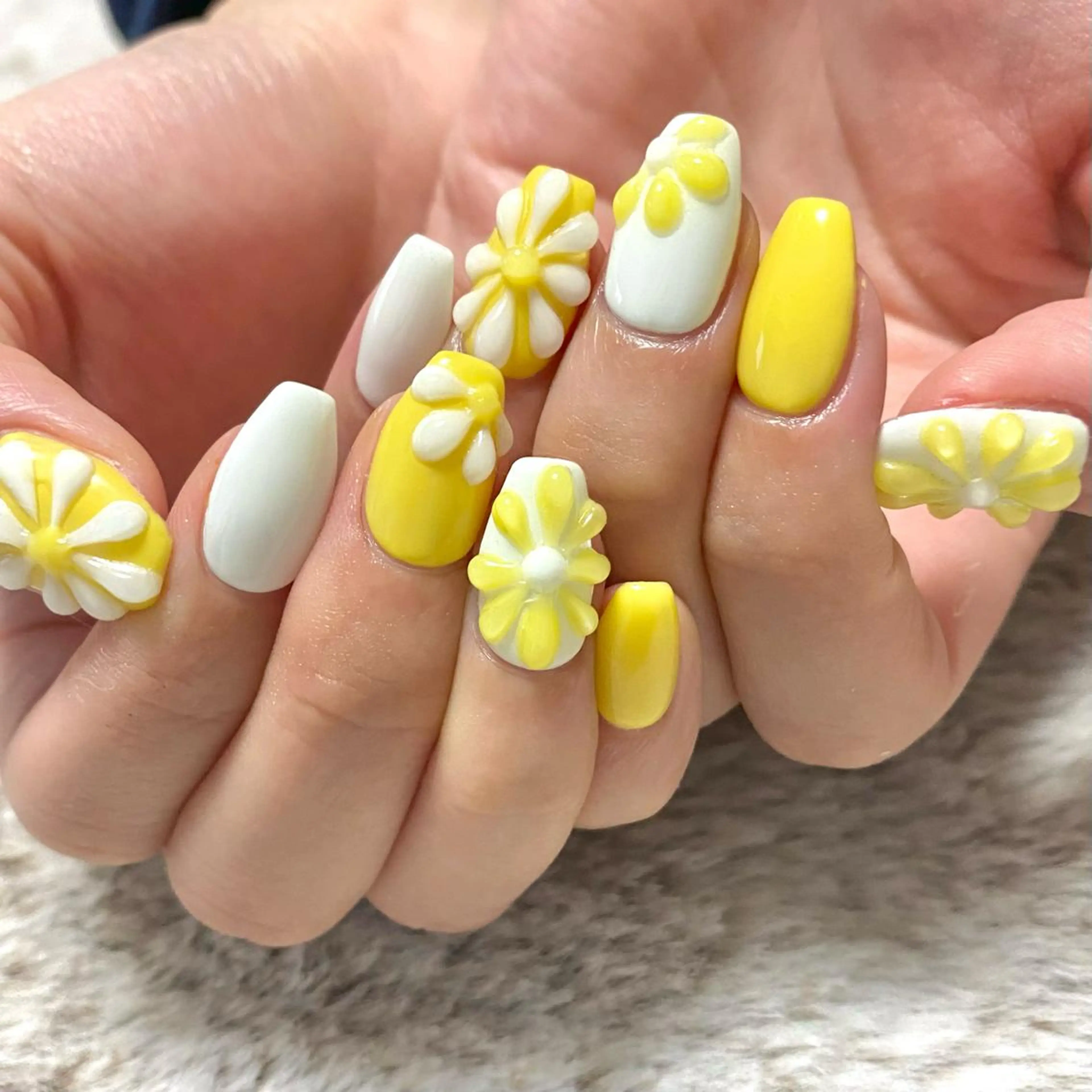 ネイル ハンドネイル Blomeel Nailのネイルデザイン