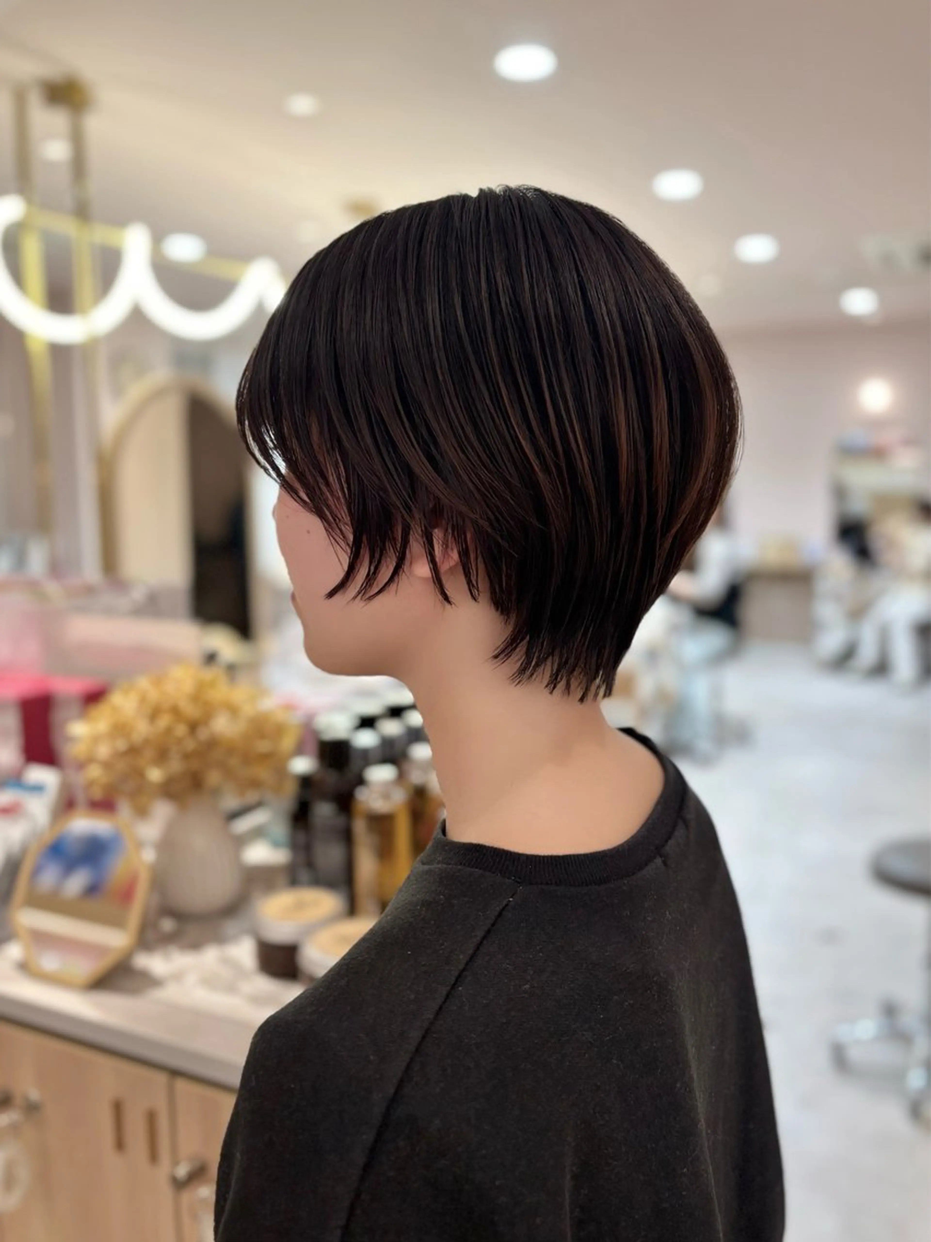 ショート カット merc.谷本 澪のヘアスタイル