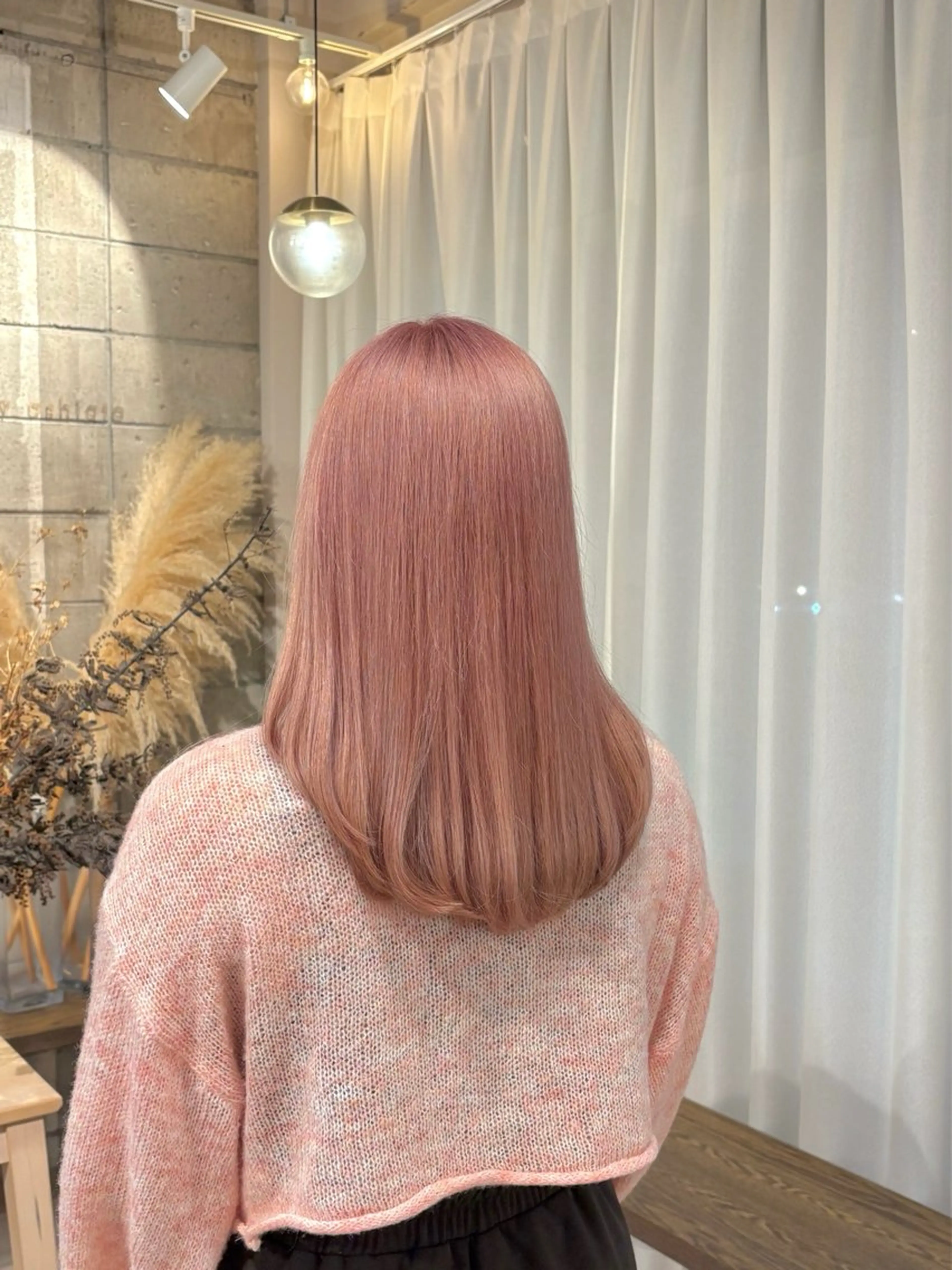 ロング カラー カット ヘアカラー トリートメント 眞名子 瑞紀のヘアスタイル