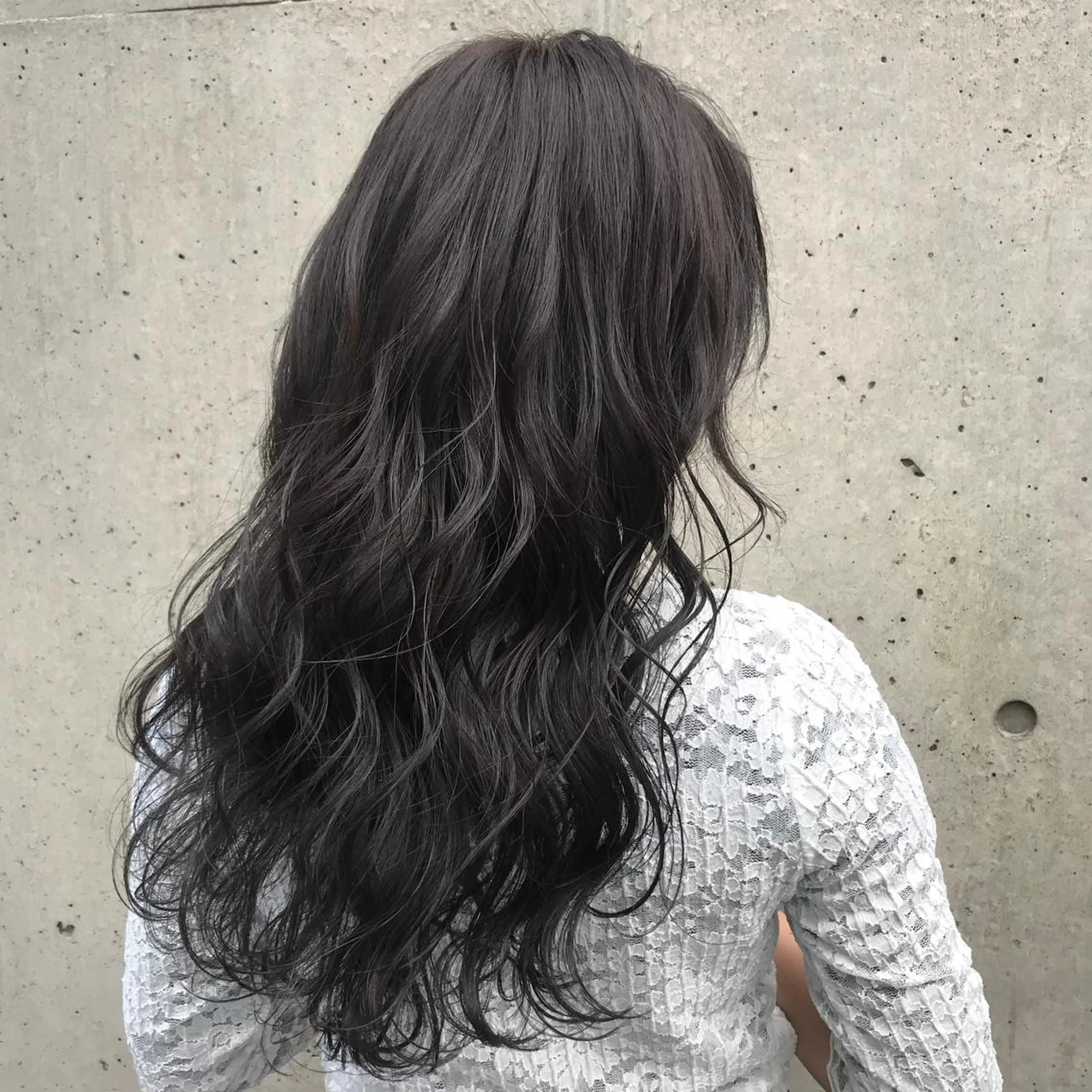 ロング カラー ヘアアレンジ 韓国レイヤーカット 🧸ベージュカラーのヘアスタイル