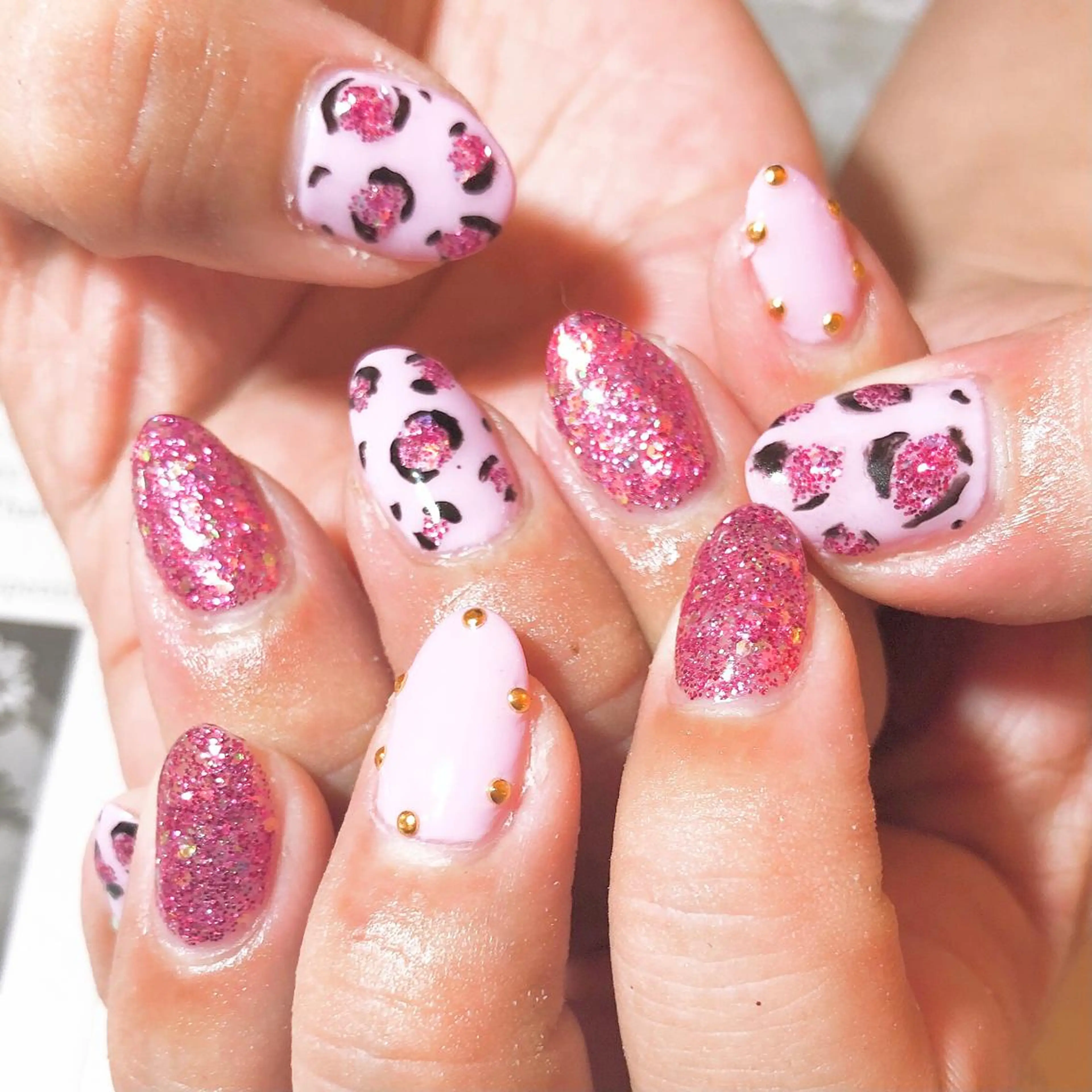 ネイル ドライヘッドスパ 名古屋駅徒歩5分のエステ・リラクイメージ