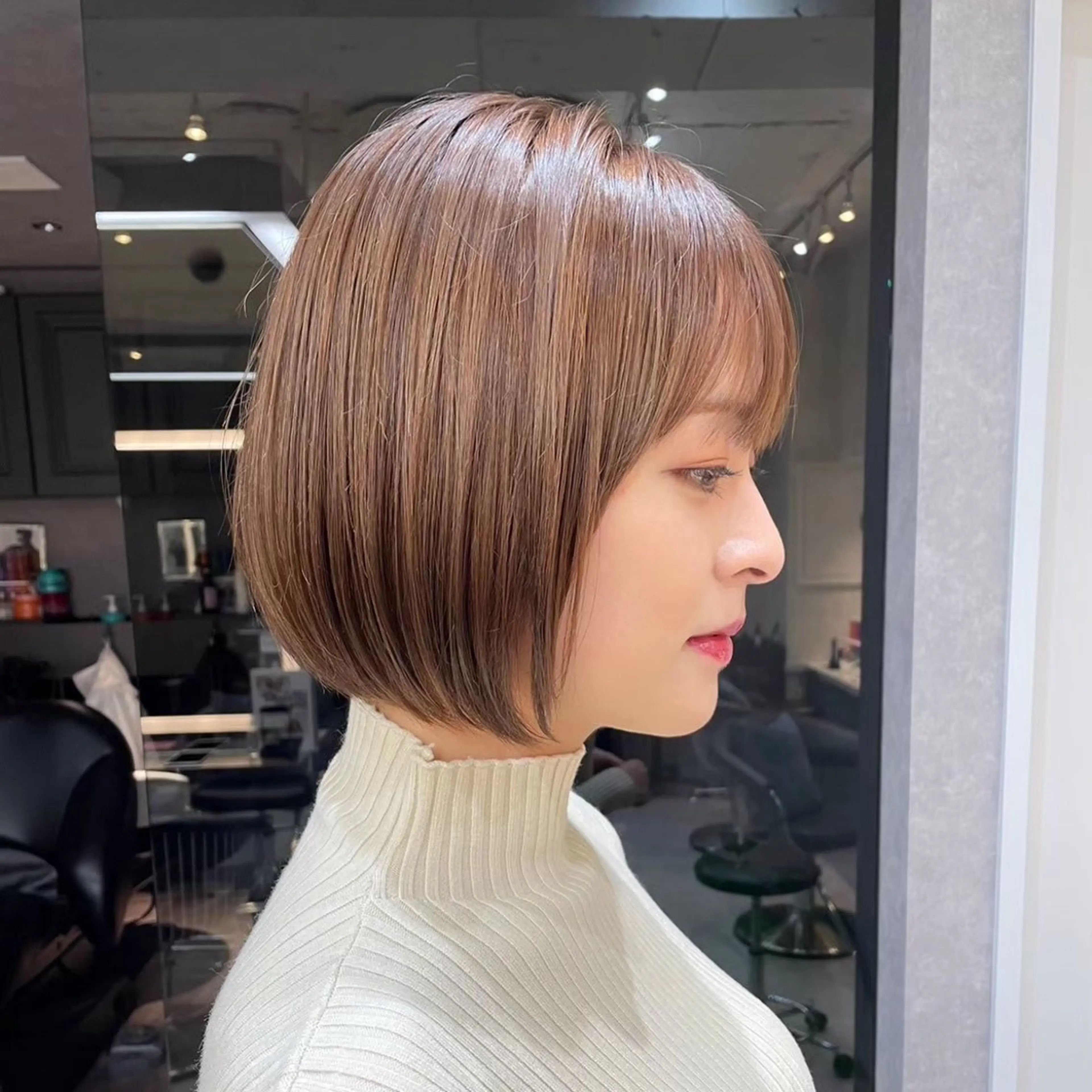 ショート りな💗垢抜け前髪/ レイヤー💗縮毛矯正のヘアスタイル