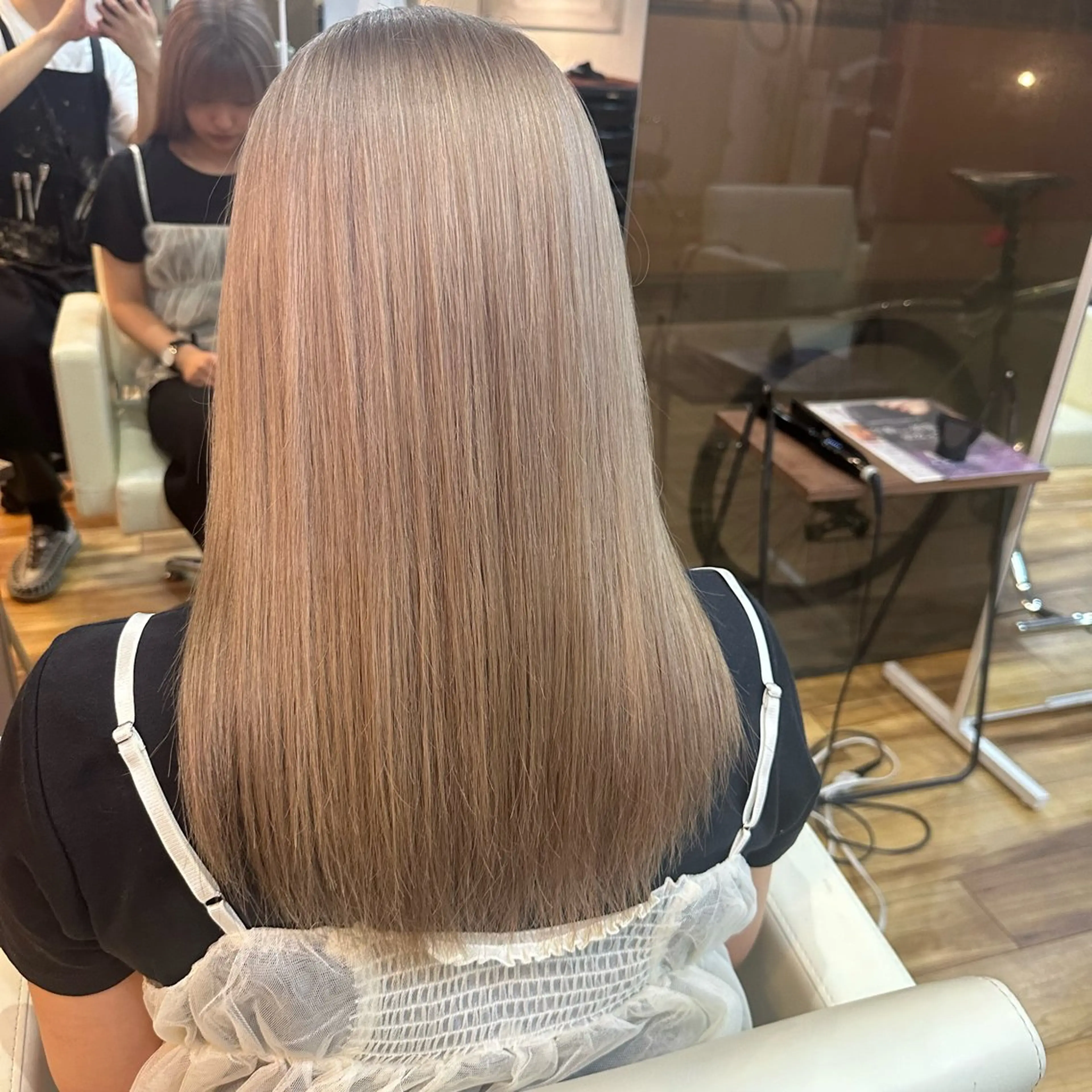 カラー ベージュカラー ブリーチ ミルクティーベージュ ヘアカラー まさひろ /博多のヘアスタイル