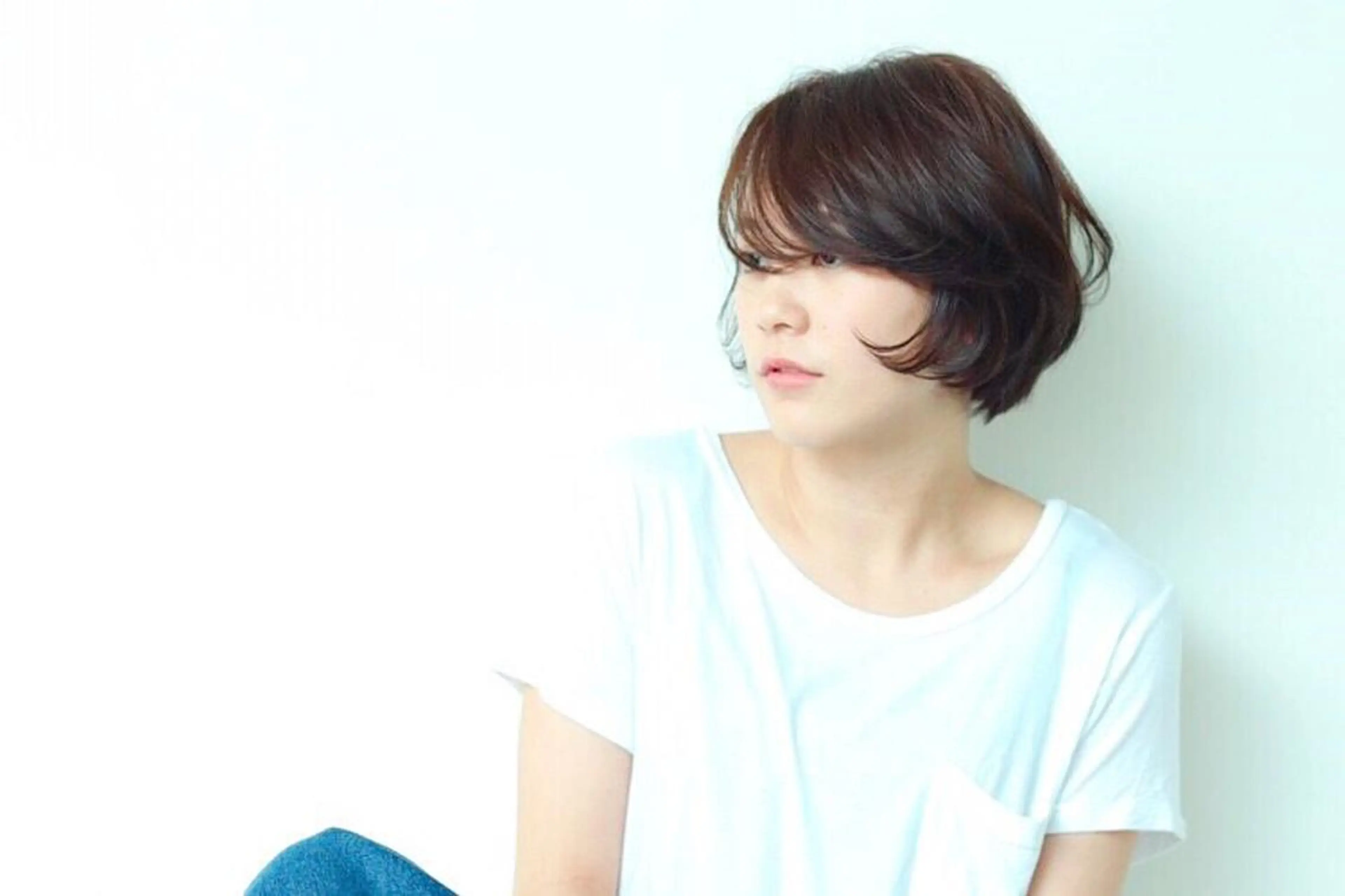 ショート カラー アッシュ アッシュブラウン ブラウンカラー ブリーチカラー 美髪矯正takaraのヘアスタイル