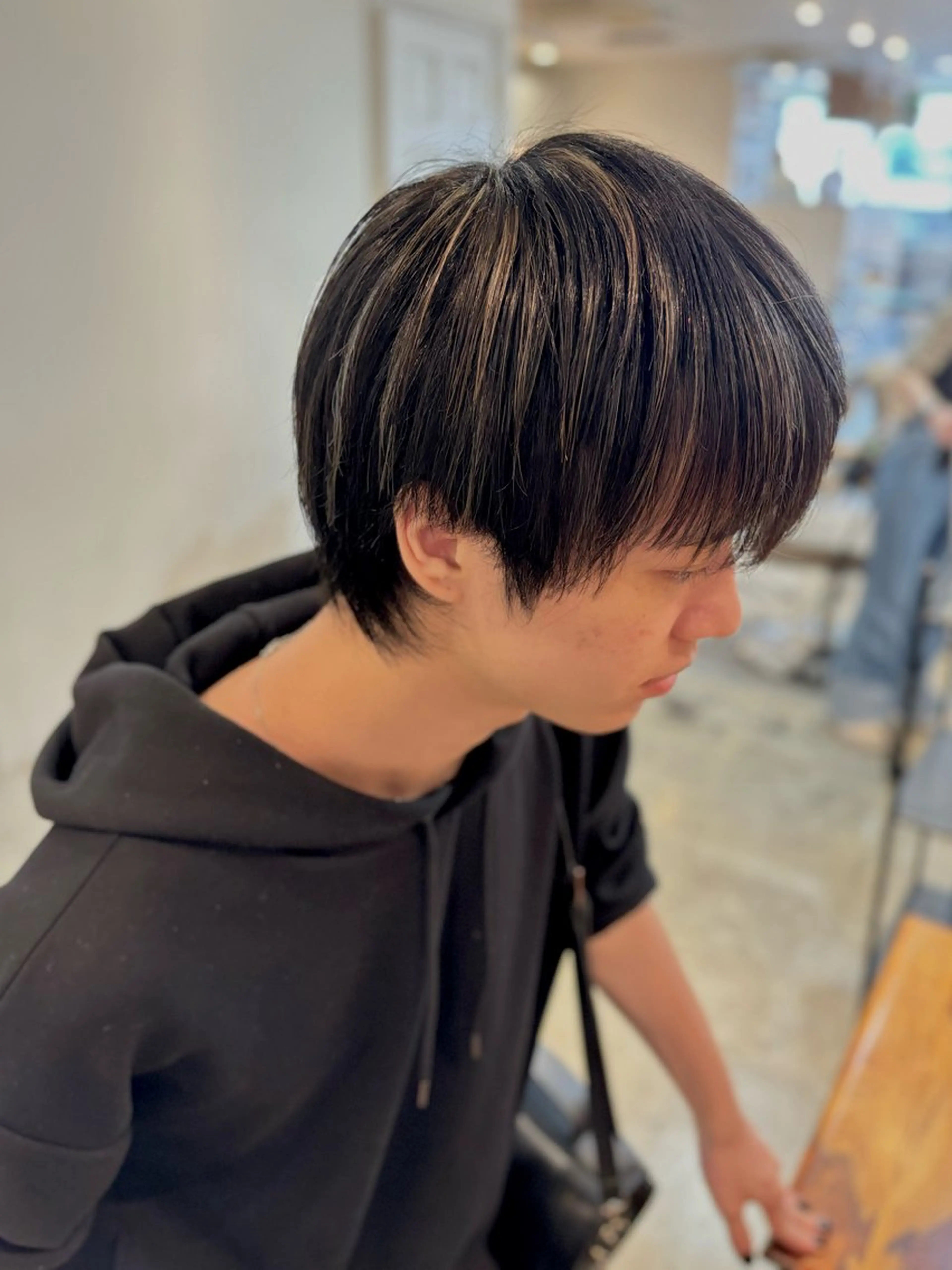 メンズ メンズハイライト カット ヘアカラー ☁️RIKA☁️ @ri2_____bのヘアスタイル