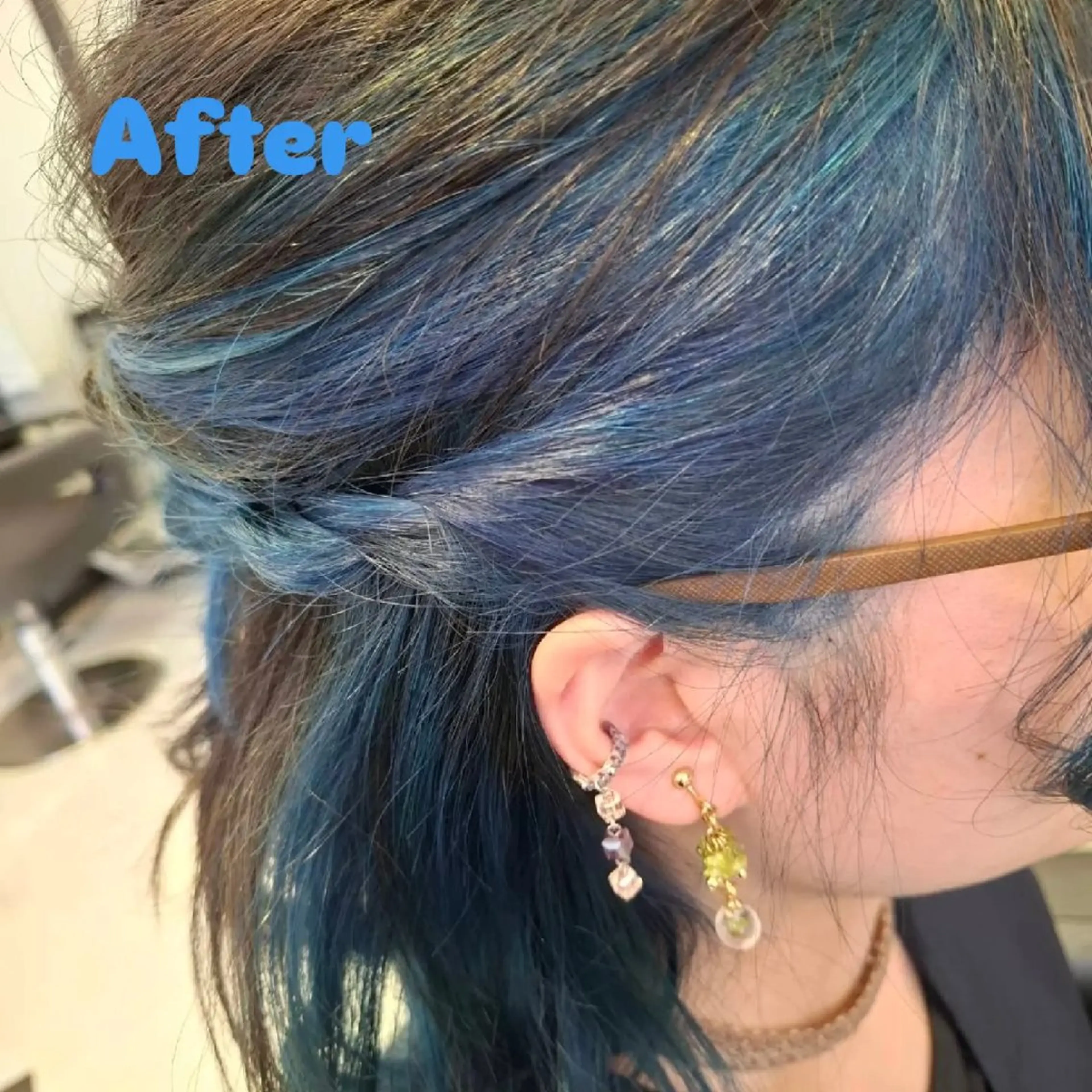 ロング カラー インナーカラー ネイビーカラー KANAKO .のヘアスタイル