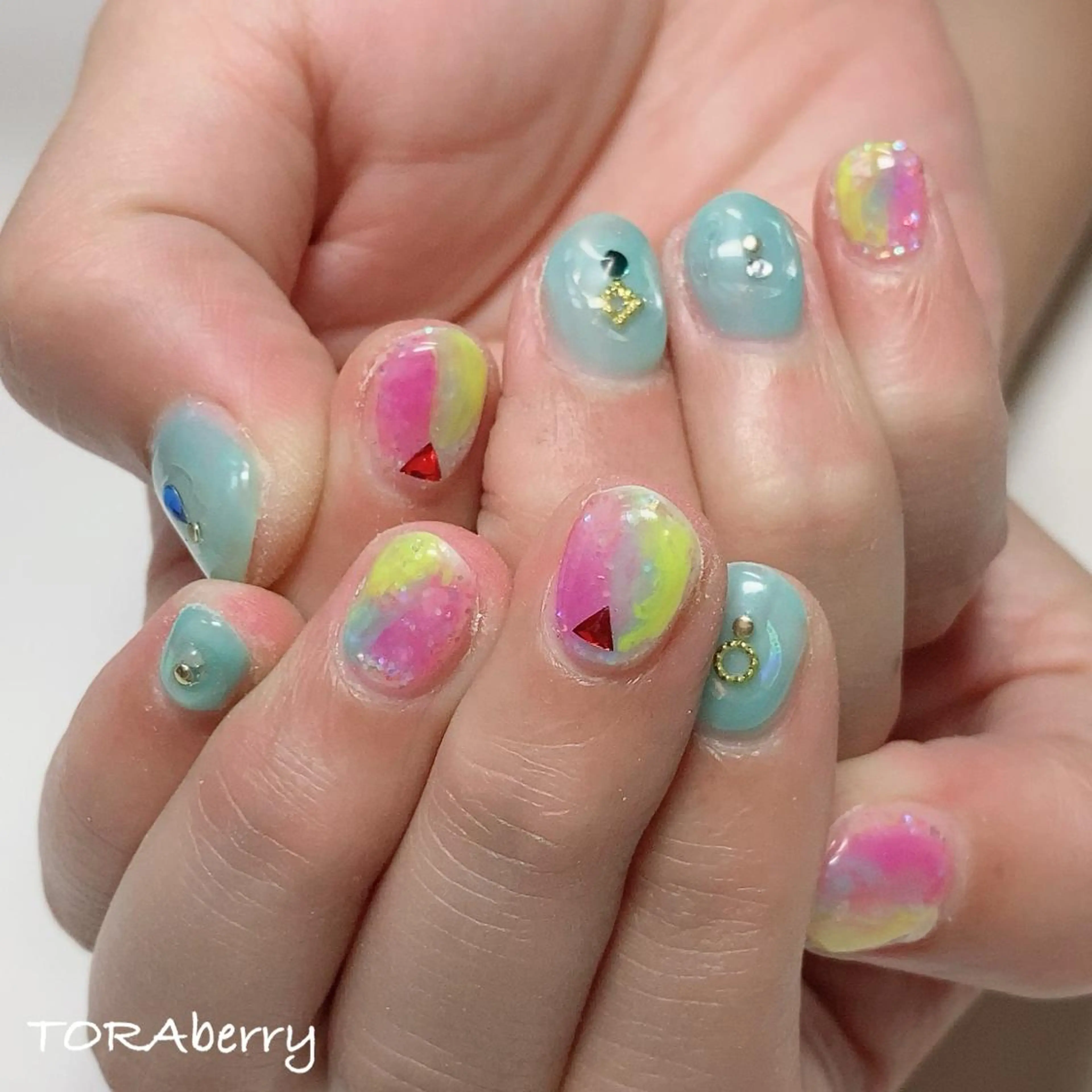 ネイル ハンドネイル ネイリスト なつみのネイルデザイン