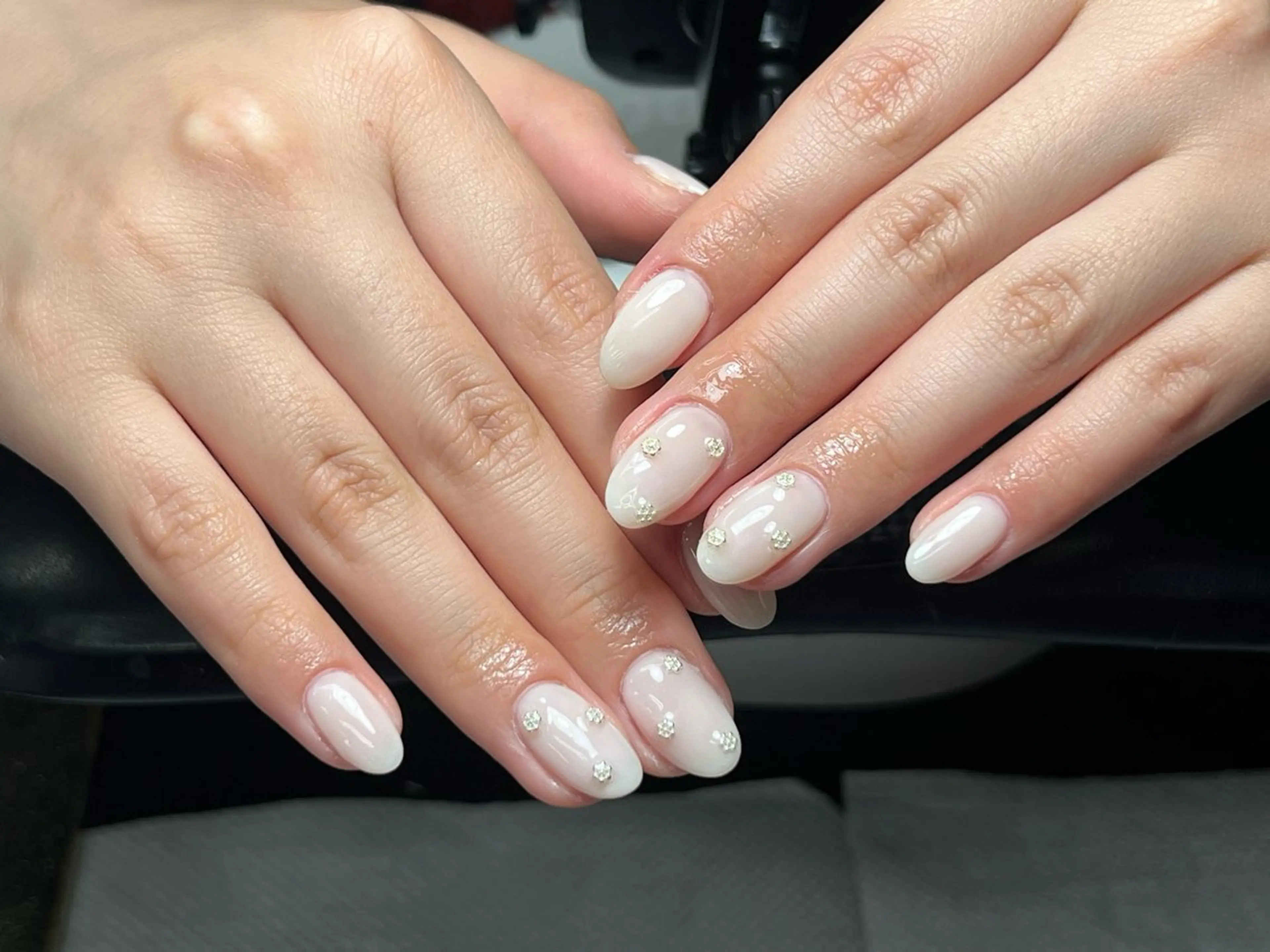 ネイル 韓国ネイル 持ち込み ニュアンスネイル ネイルチップ ハンドネイル Tini ANA.CHUOのネイルデザイン