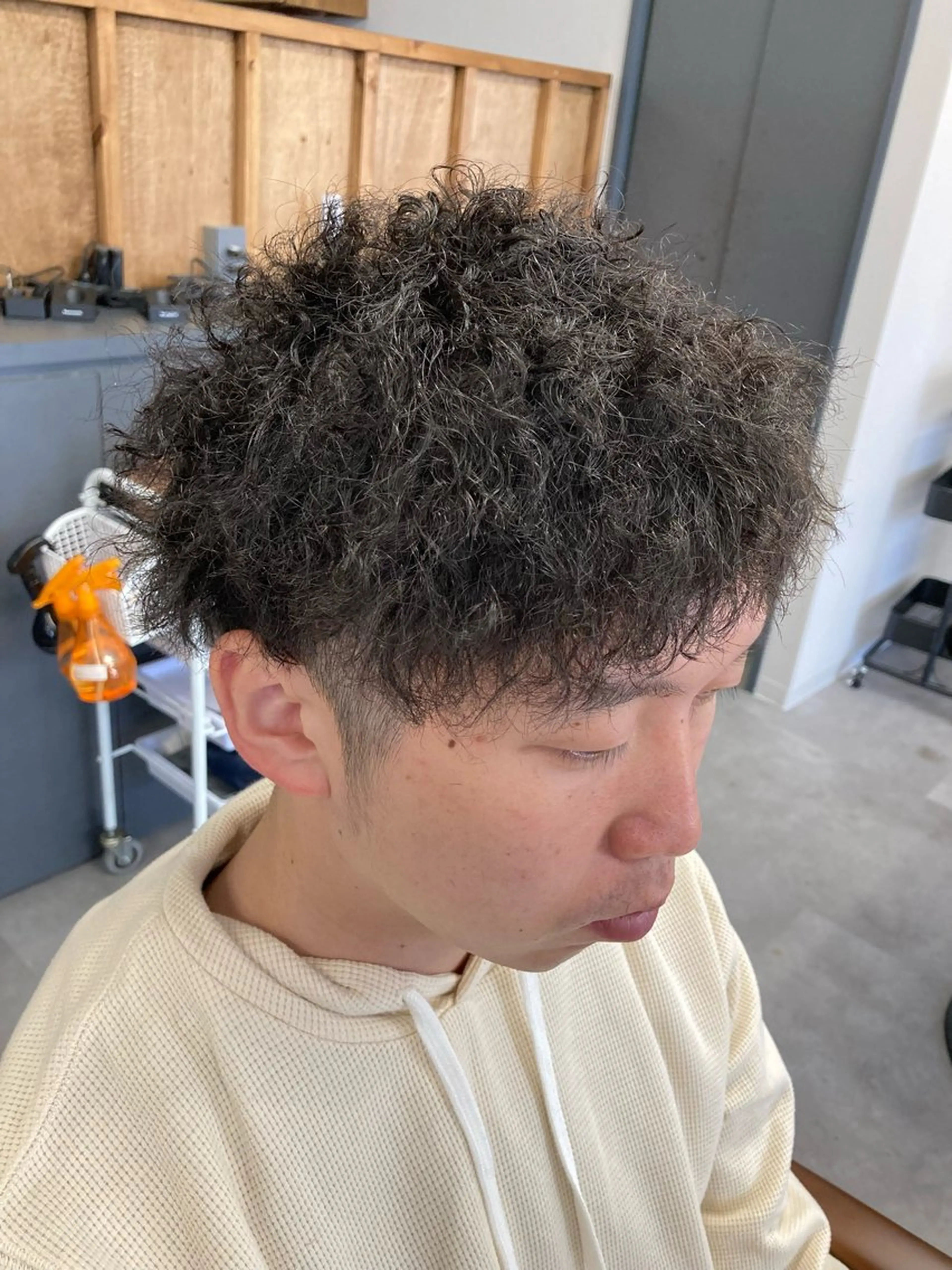 パーマ メンズ メンズパーマ メンズツイストパーマ ツイストパーマ SHAFT Ieiriのヘアスタイル