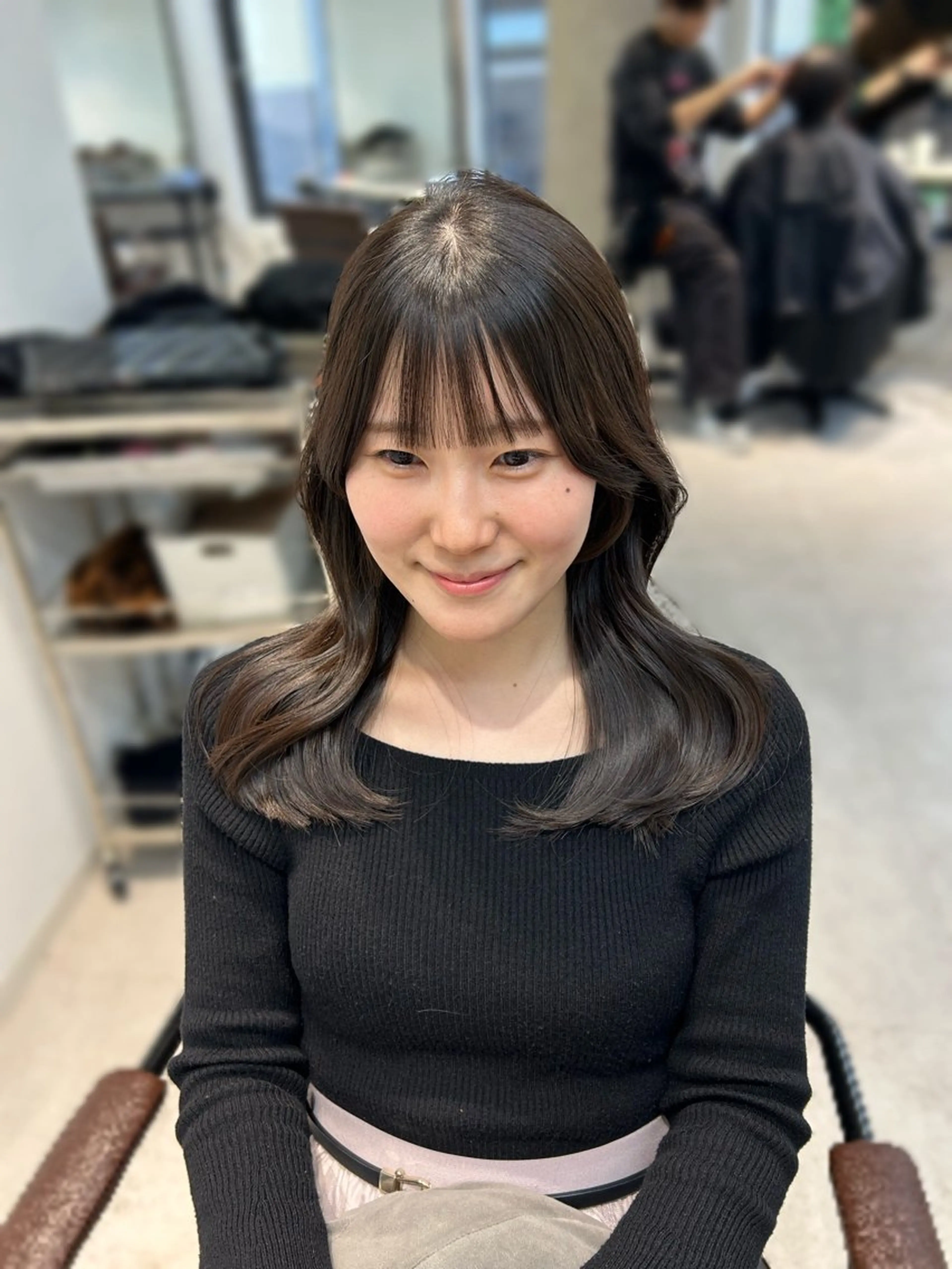 セミロング 縮毛矯正 ninaアイドル前髪 ×透明感🎀のヘアスタイル